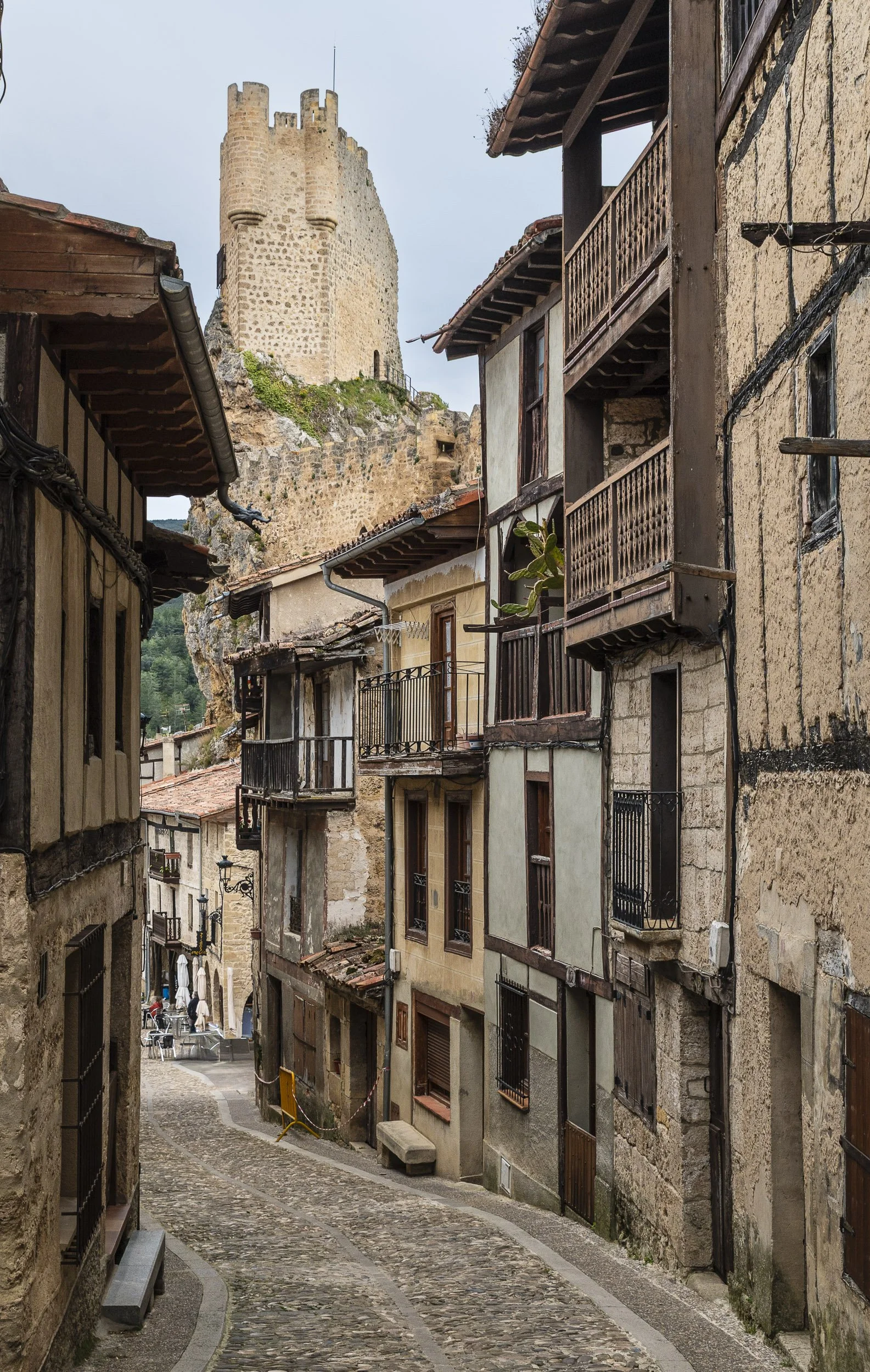Frías es la ciudad más pequeña de España