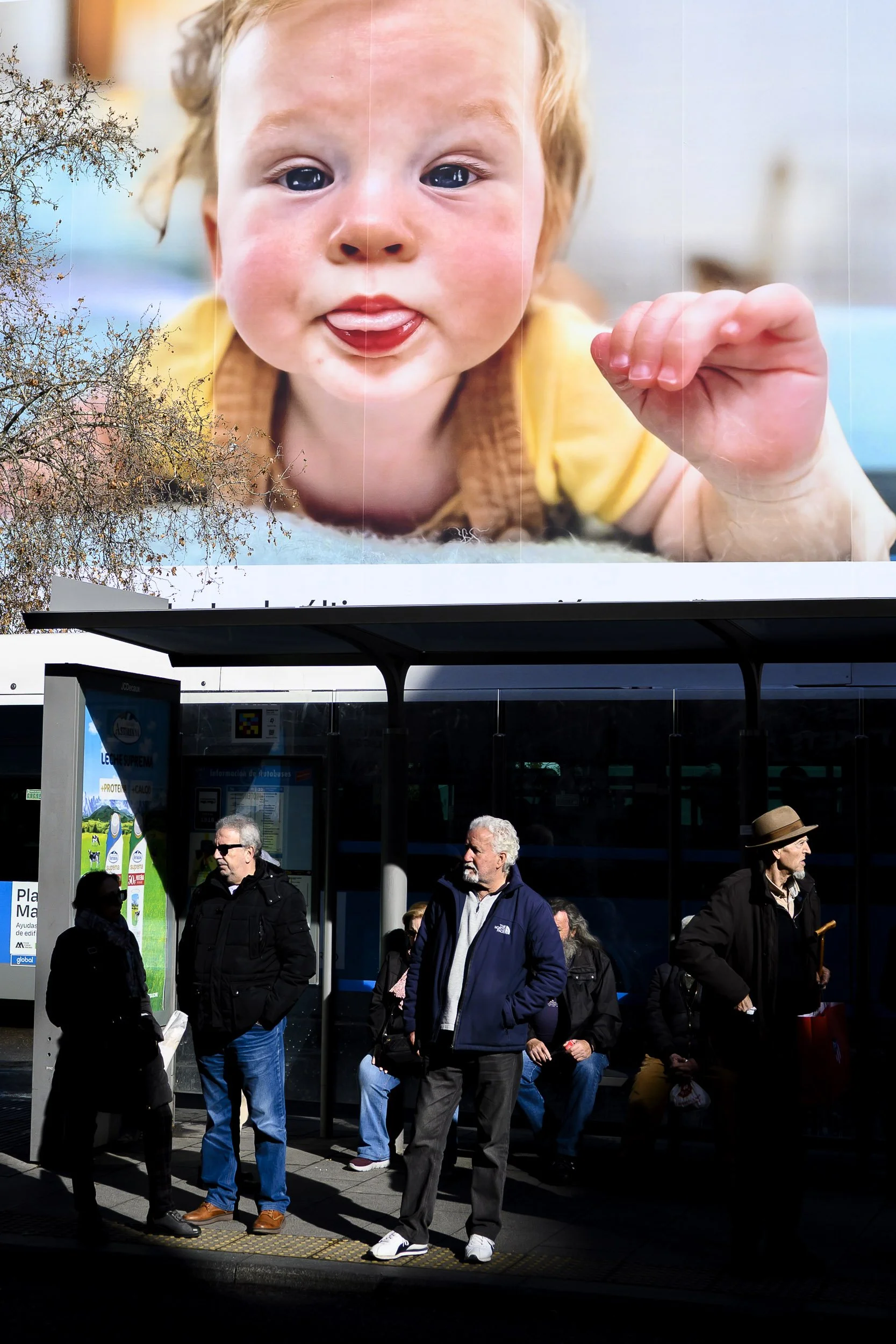 Cartel publicitario en Madrid