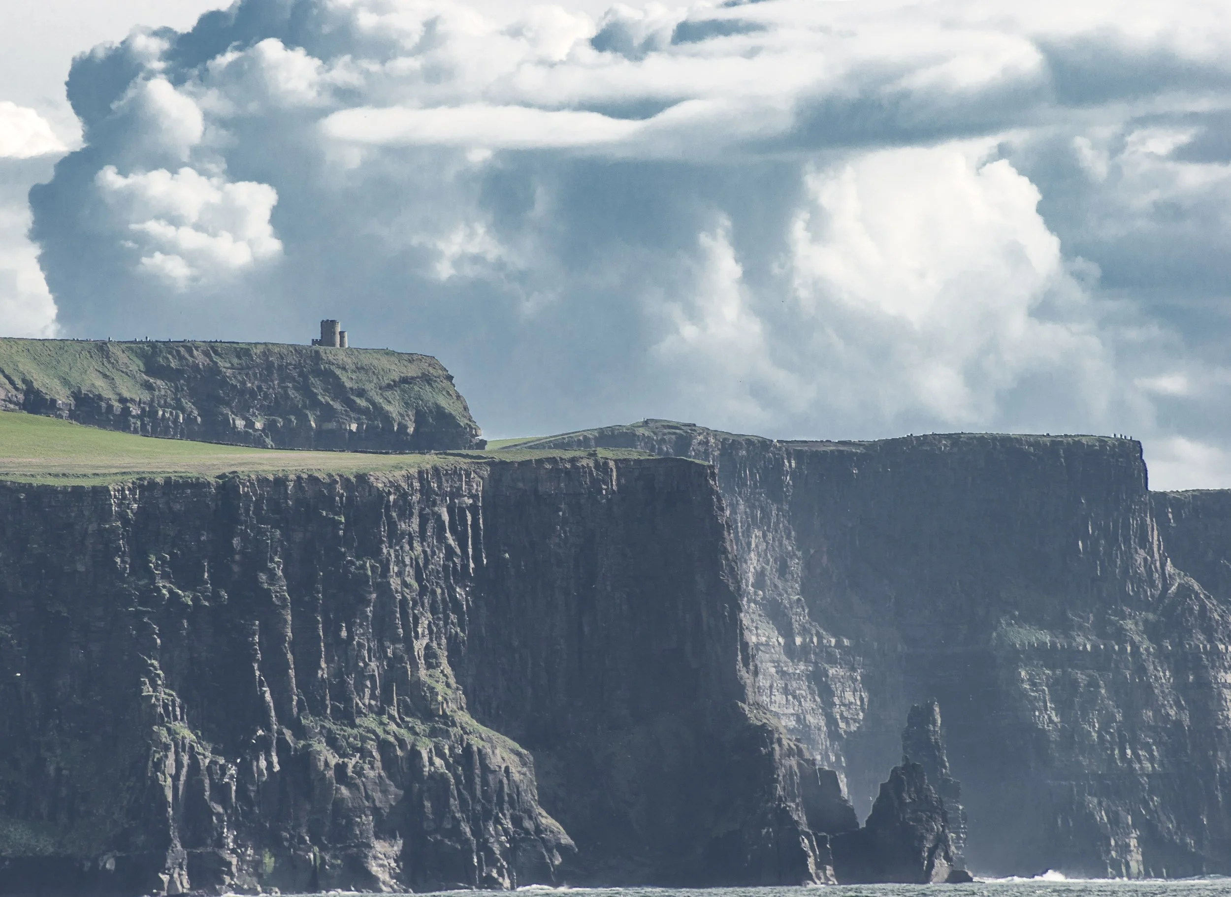 Los acantilados de Moher, volviendo desde las islas de Aran