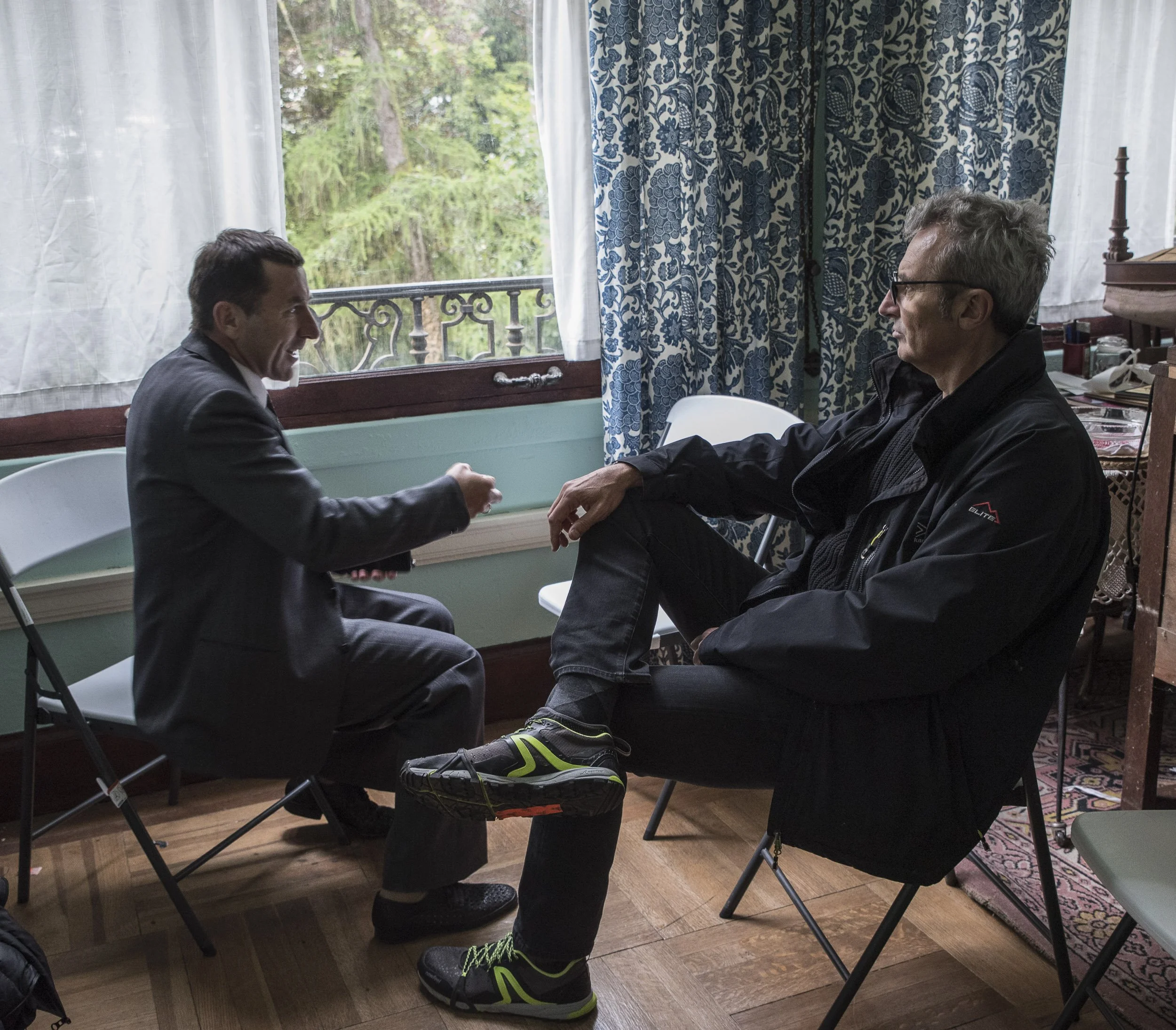 Antonio de la Torre y Mariano Barroso en el rodaje de 'La línea invisible'