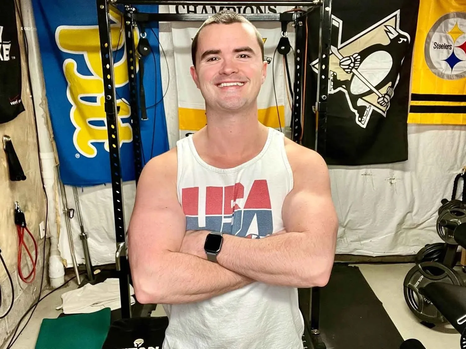 Chris Gates is a local online fitness coach who has helped clients worldwide since 2017, specializing in busy moms and dads who want to lose weight, build muscle, and build training and nutrition habits that fit real life. A stronger, leaner body pla