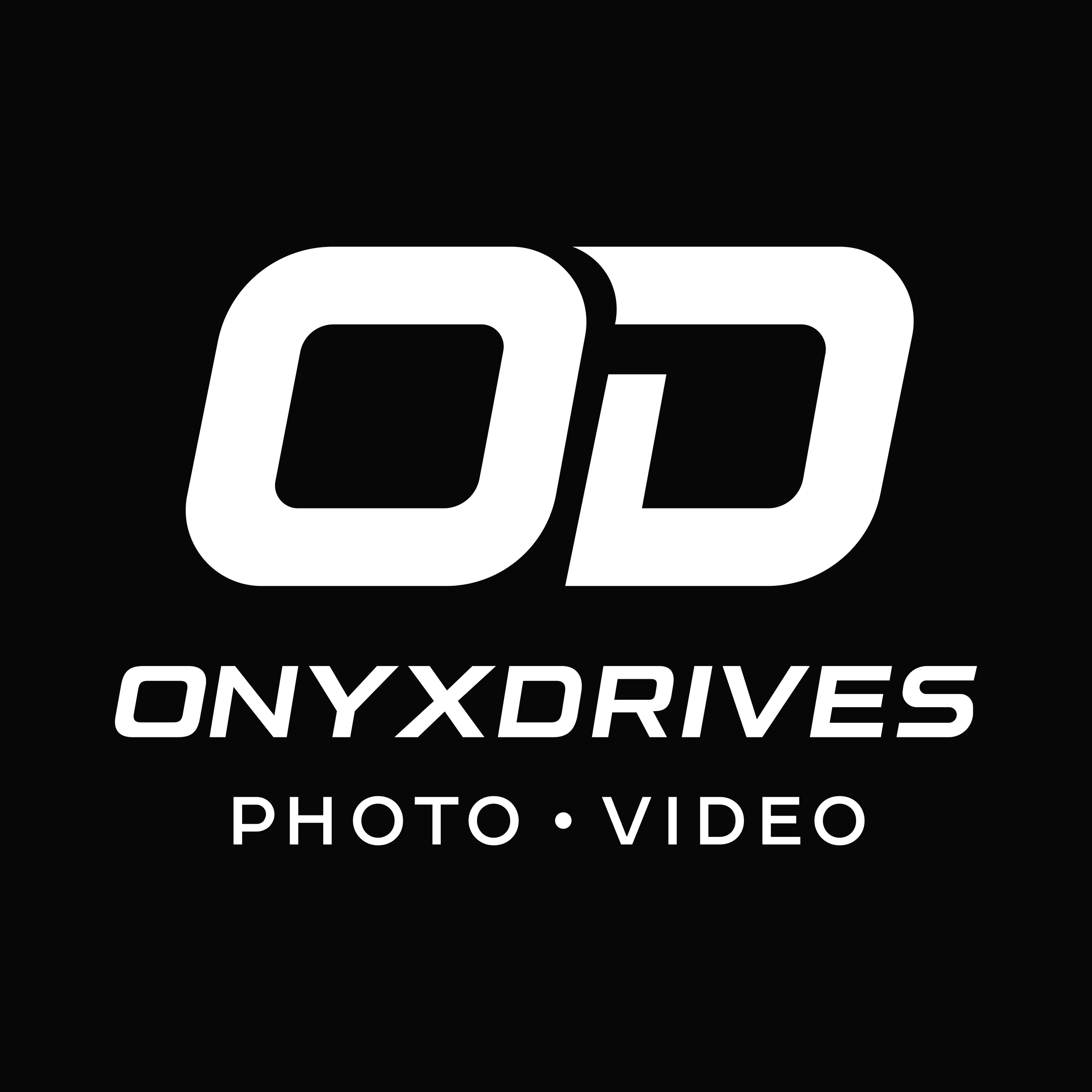 Logo für Onyx Drivies, ein Unternehmen für Foto- und Videoarbeiten, auf schwarzem Hintergrund
