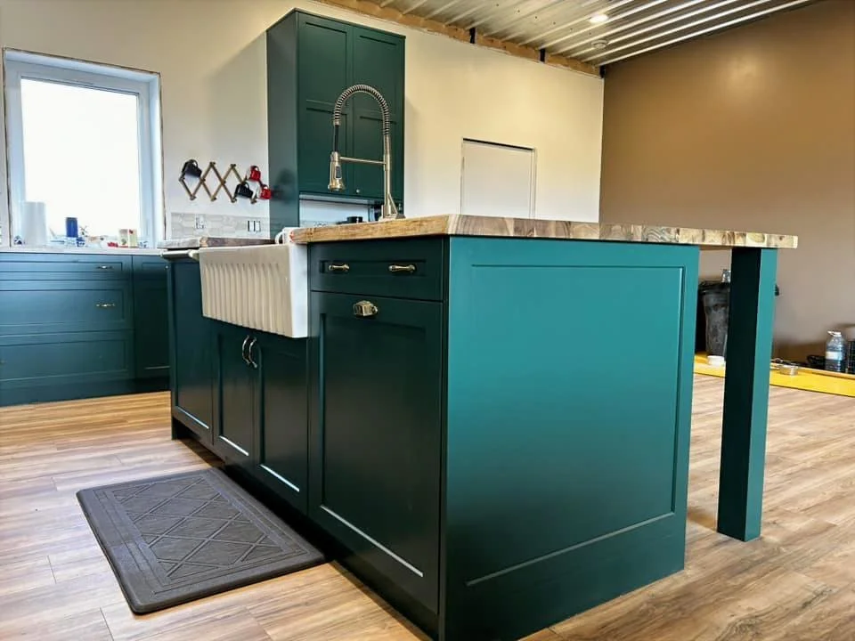 Kitchen 1.jpg