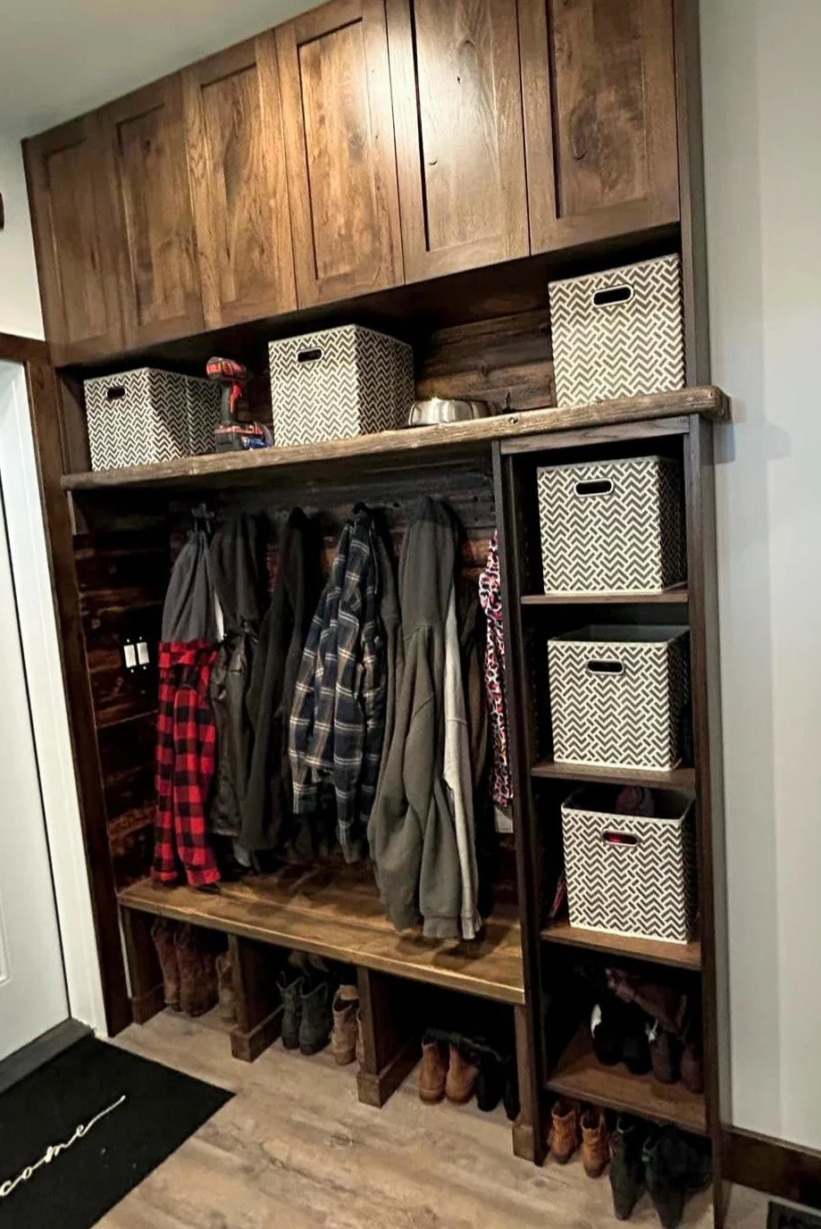 Cabinets 2.jpg