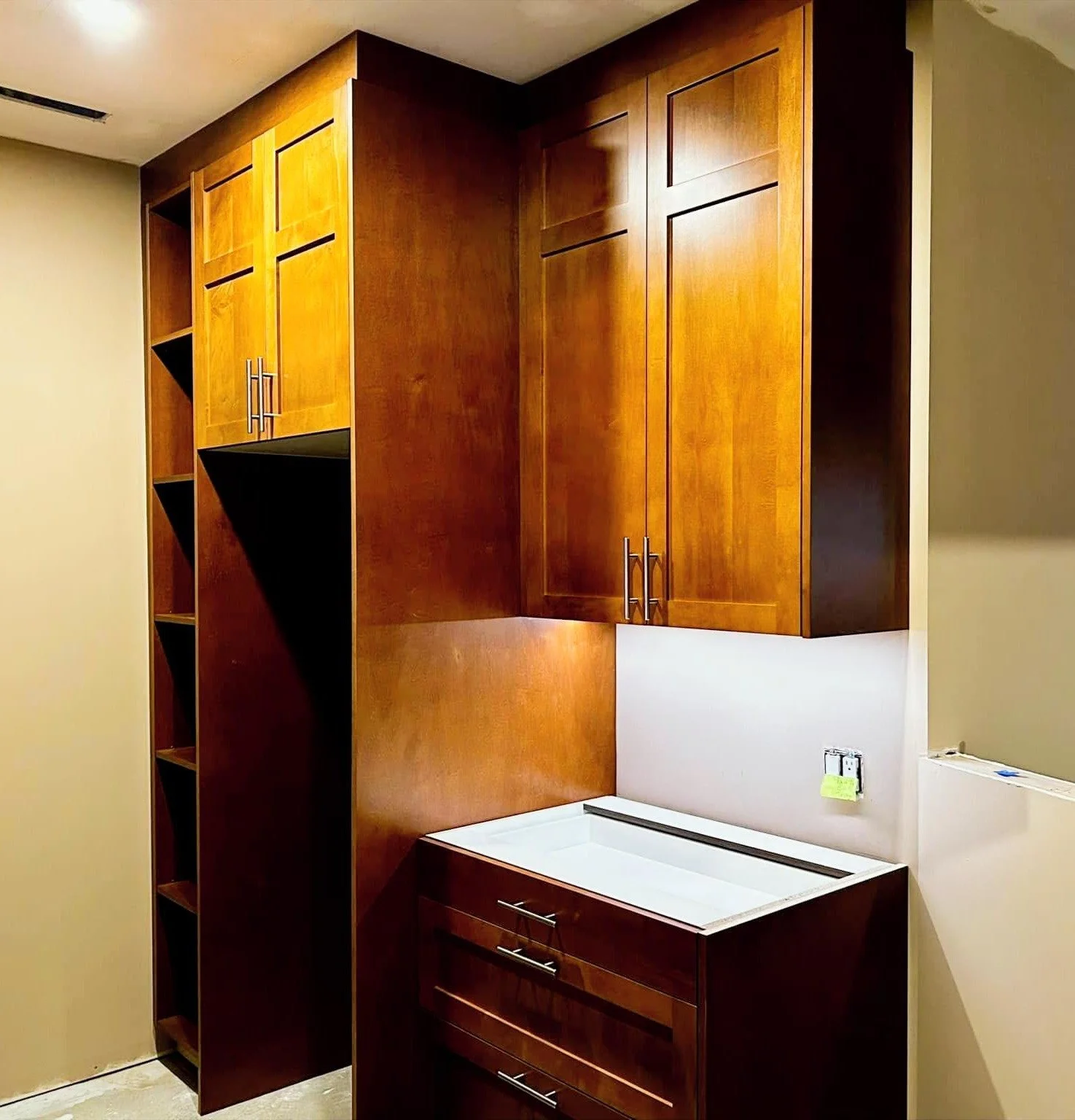 Cabinets 1.jpg