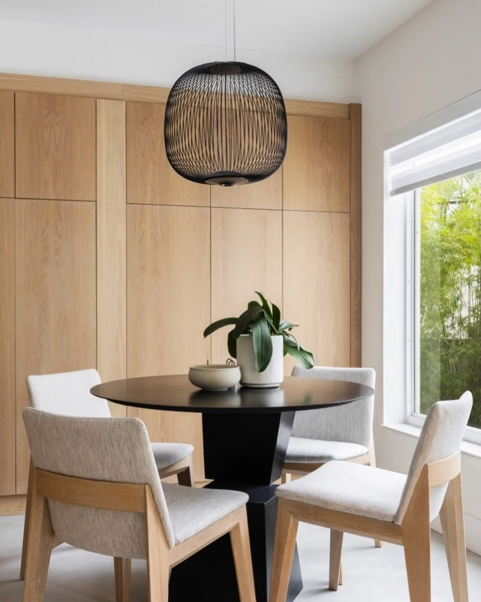 Sometimes the biggest transformations come from the simplest updates.

It&rsquo;s hard to believe that these kitchen cabinets weren&rsquo;t replaced, just refaced in oak veneer. 

Big impact, minimal construction.

Residence designed by CURATED. in C