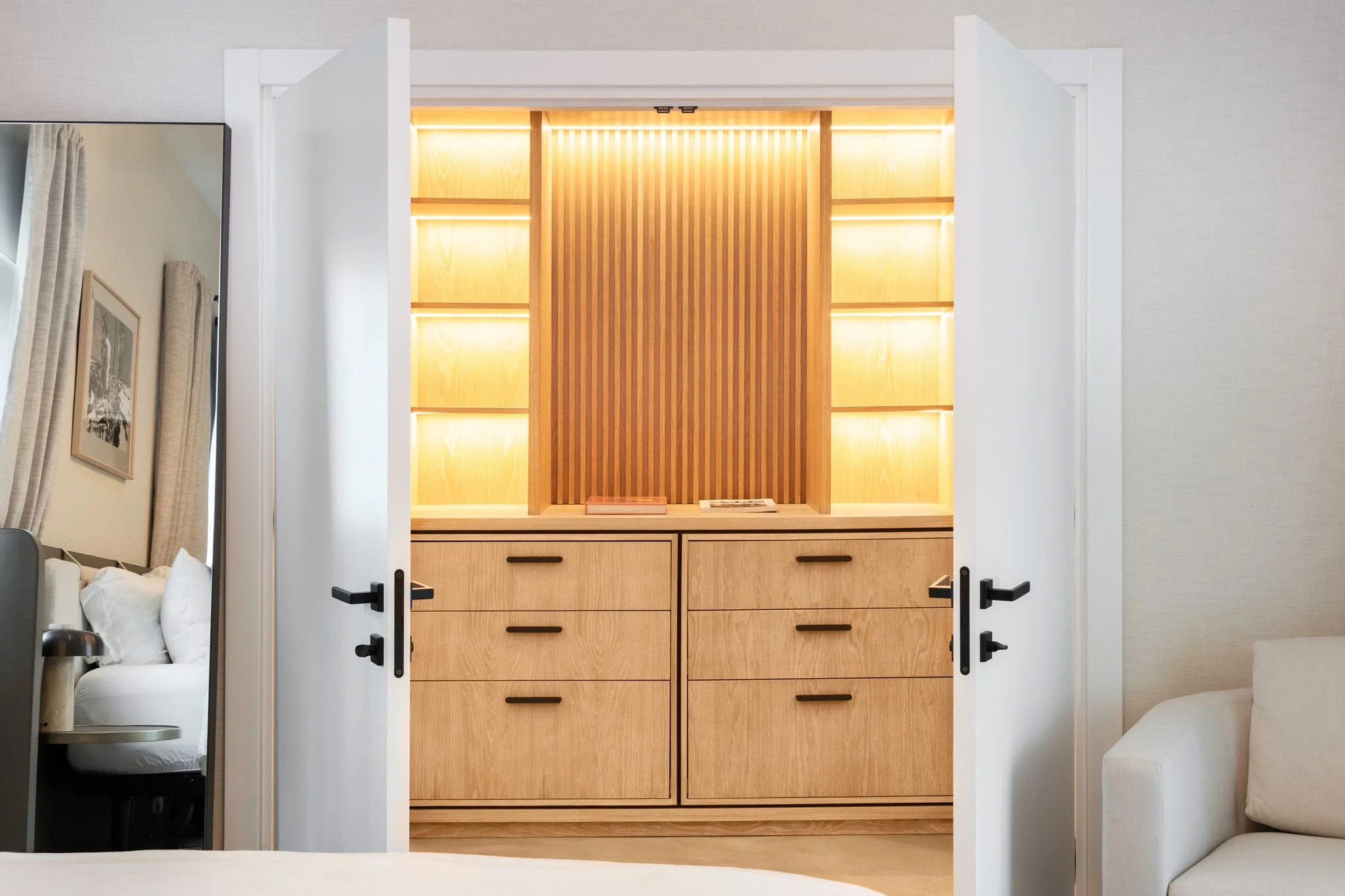 Primary closet - Modernized Brutalist Architecture - Coconut Grove - CURATED. Studio