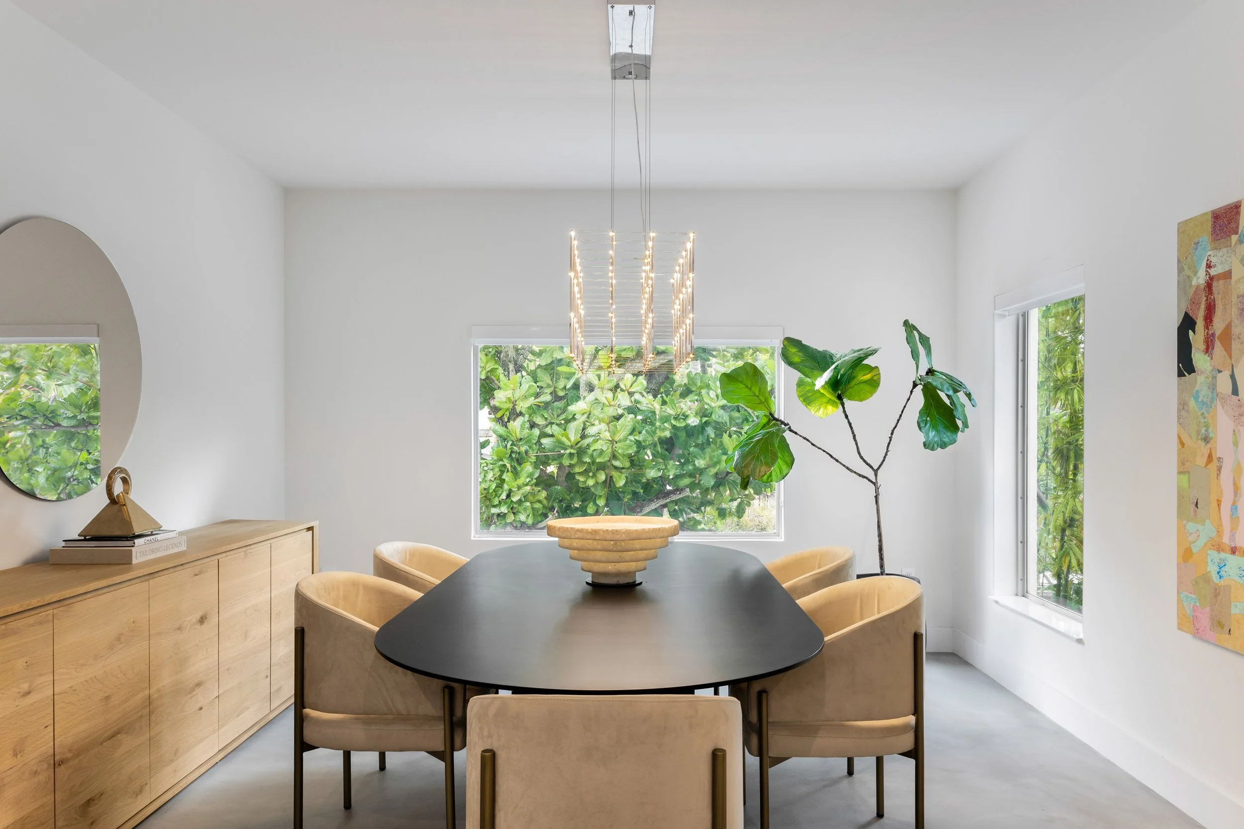 Dining room - Modernized Brutalist Architecture - Coconut Grove - CURATED. Studio