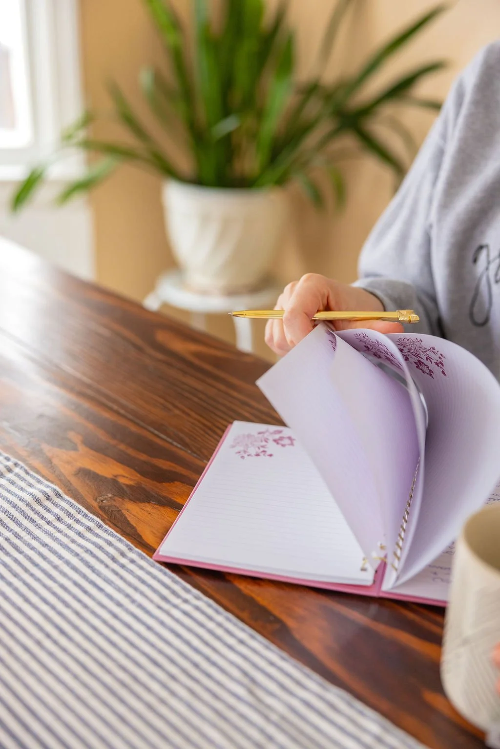 5 Marketing Tips to Head Into the New Year with Clarity and Momentum