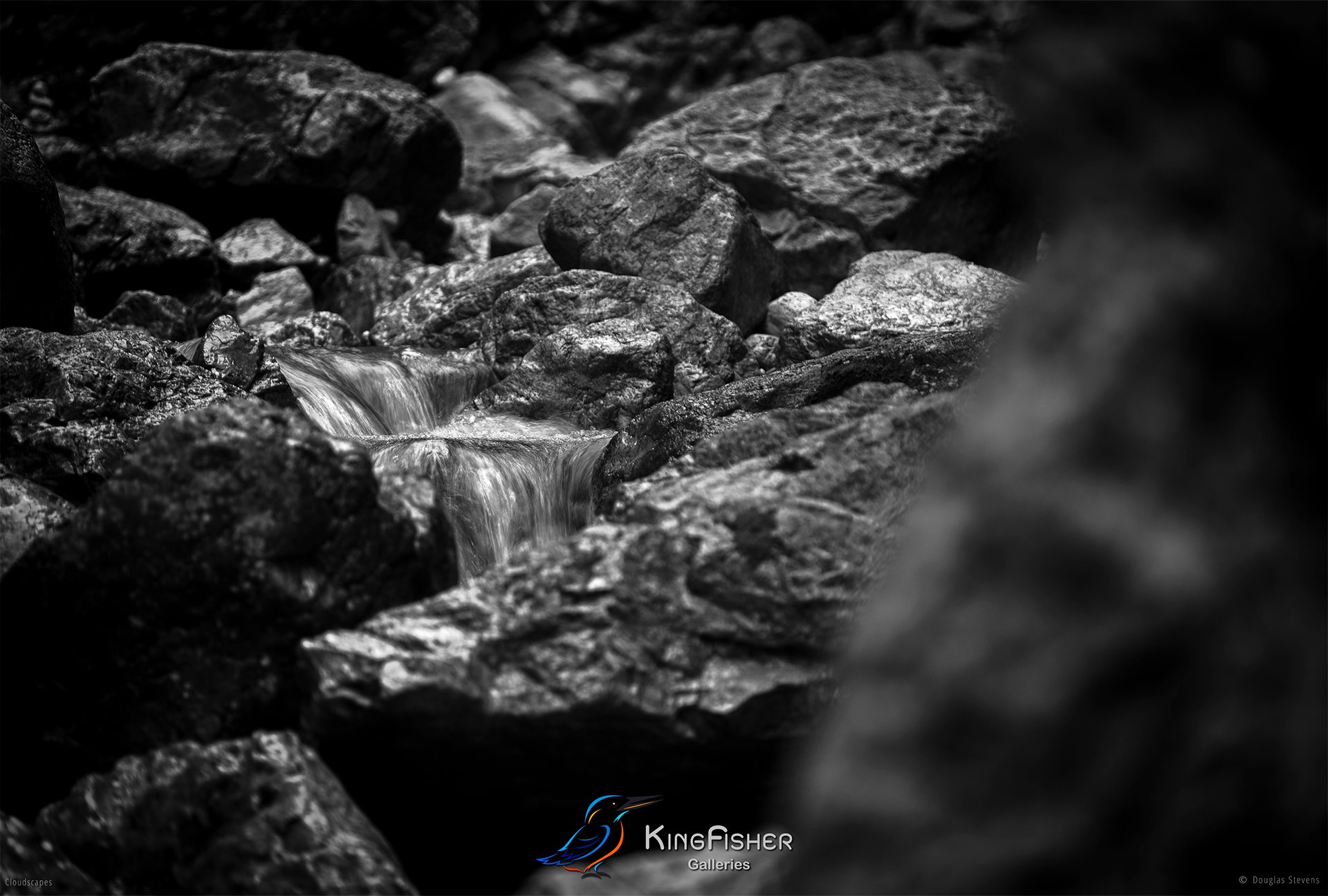 008_DST_The_Power_Of_Water_L_BW.jpg