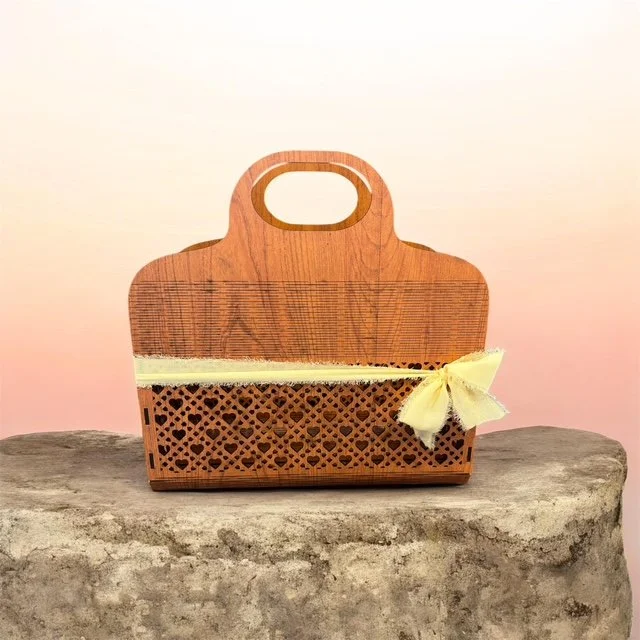 large light brown heart purse.jpeg