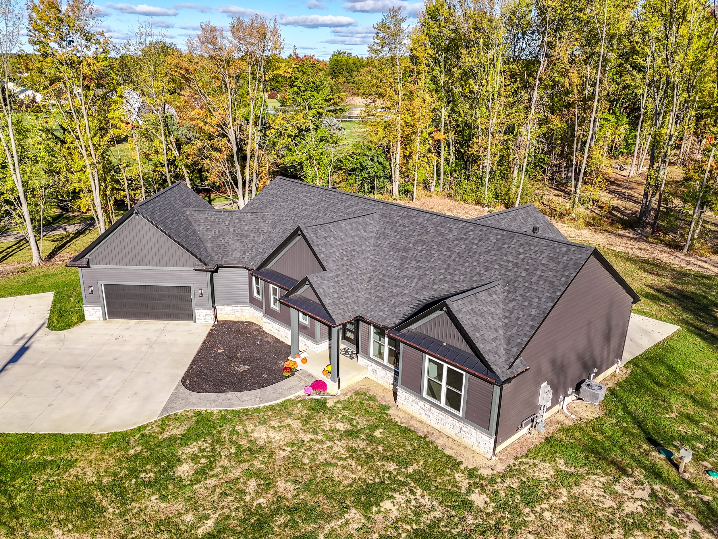 8876 Blitzen Rd NW-1.jpg