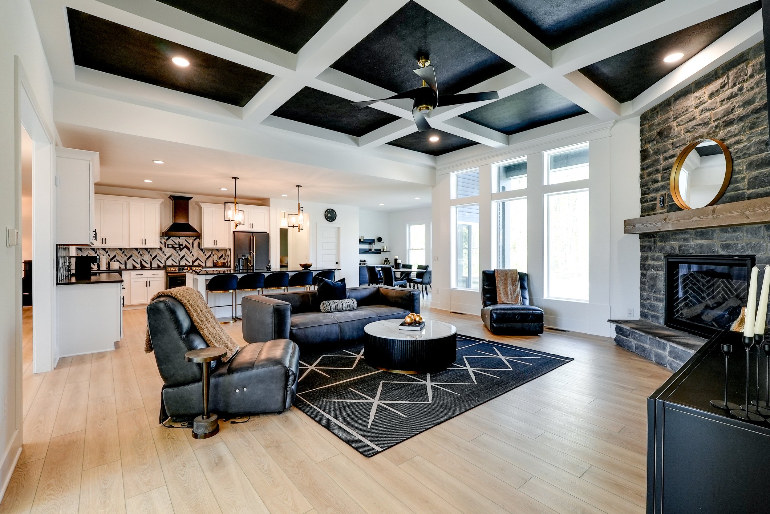 8876 Blitzen Rd NW-2.jpg