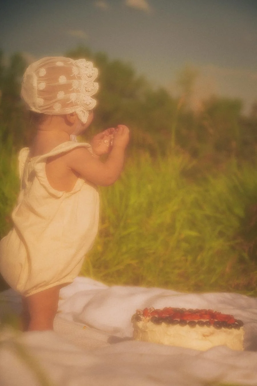 whimsical family, child photography. Dreamy photo 