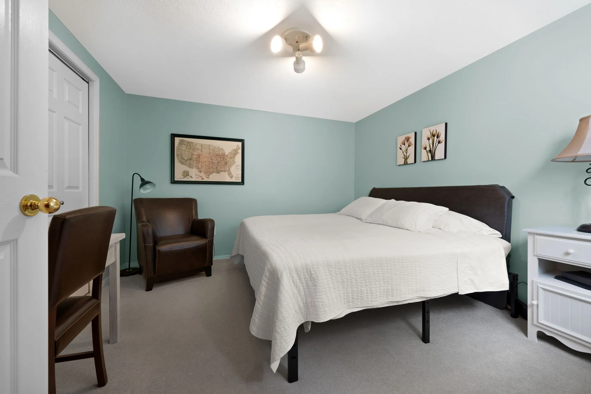 53-web-or-mls-Newman Lake - 40.jpg