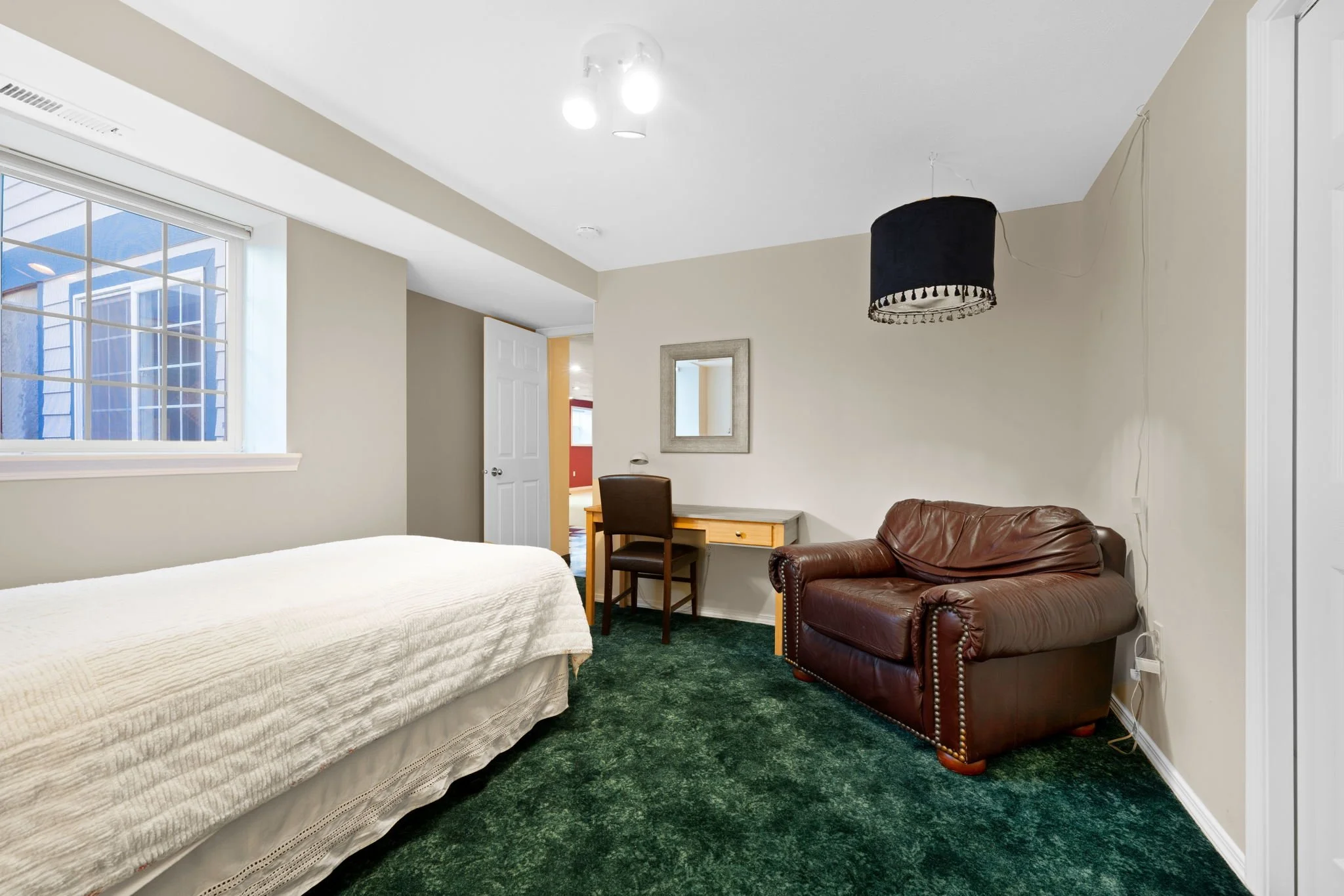 62-web-or-mls-Newman Lake - 55.jpg