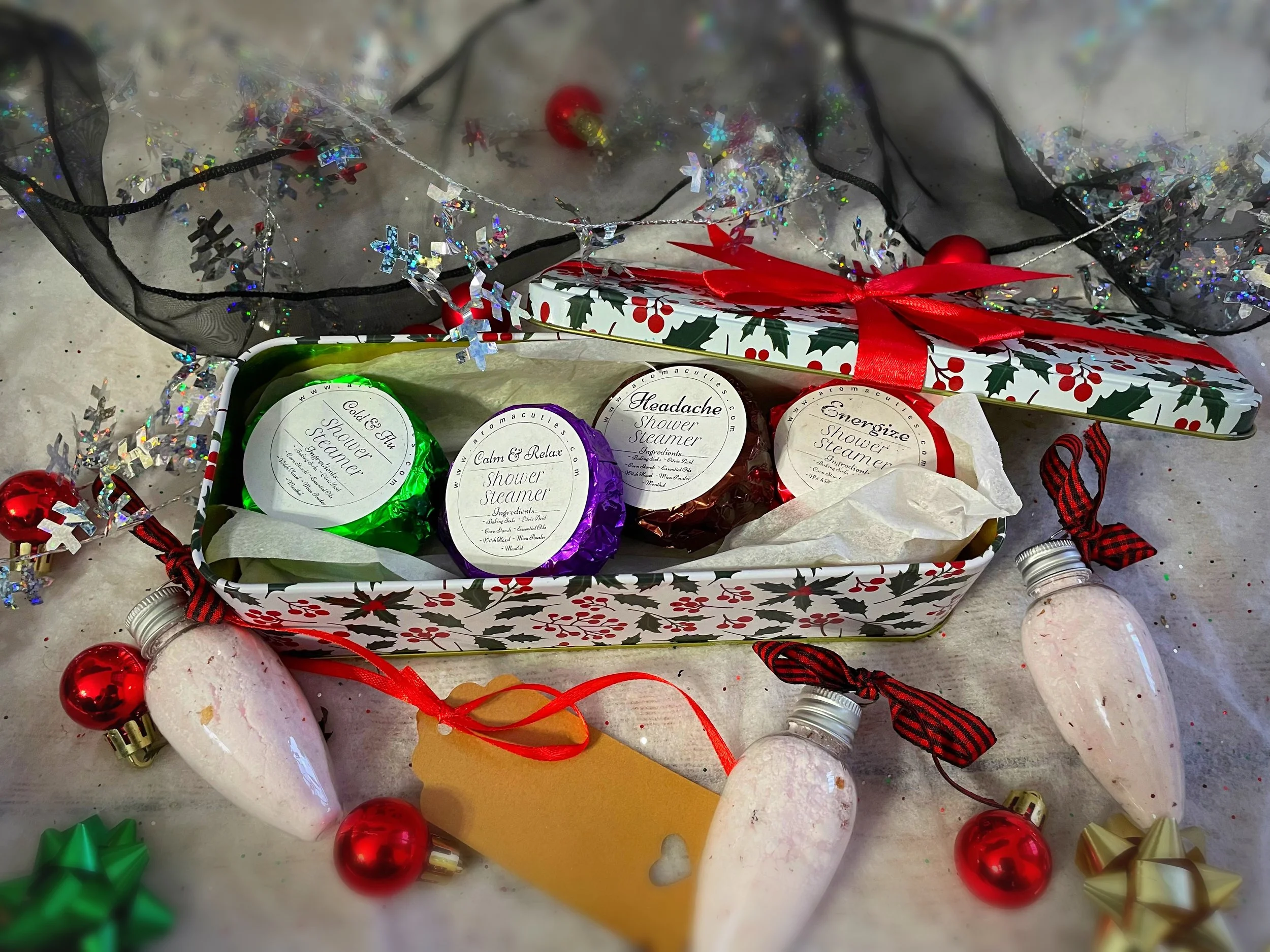 4pk Steamers in Xmas Tin