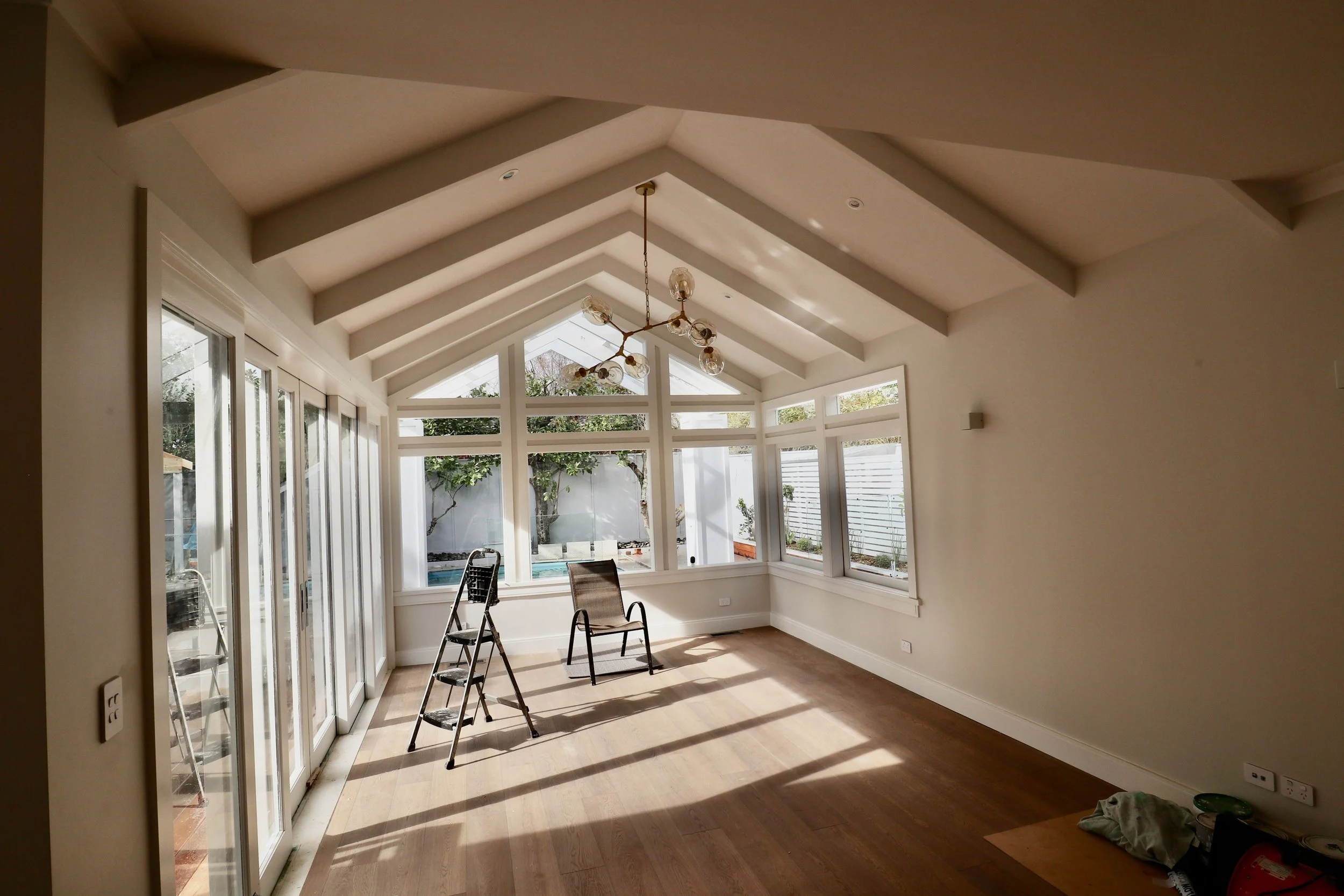 Light, bright renovation of Bungalow in Auckland