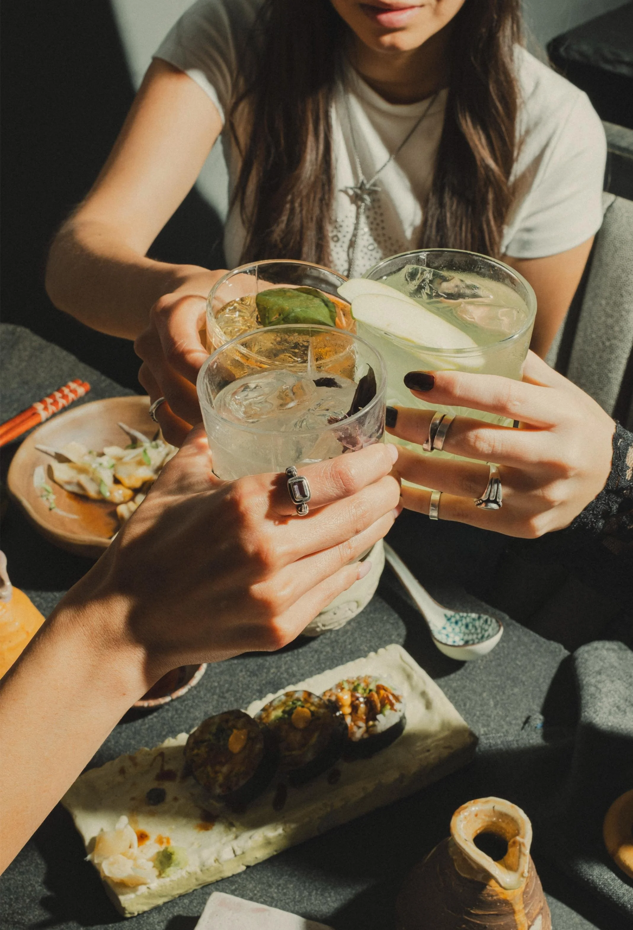 Sushi en Roma Norte, CDMX. Nigiri, sashimi y hand rolls en un speakeasy japonés con sake. Hidden sushi in Roma Norte. Nigiri, sashimi and sake in a Japanese speakeasy. hotspot