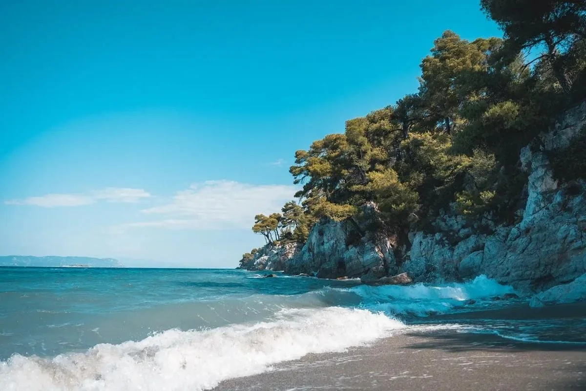 🌍✨ 5 Destination Secrets That Will Completely Change How You Book Your Holiday