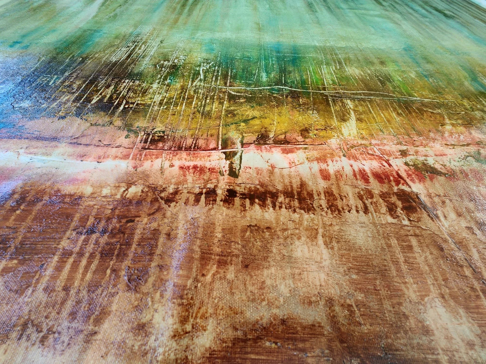 "Strenghts that do not shout loudly" (Surface)