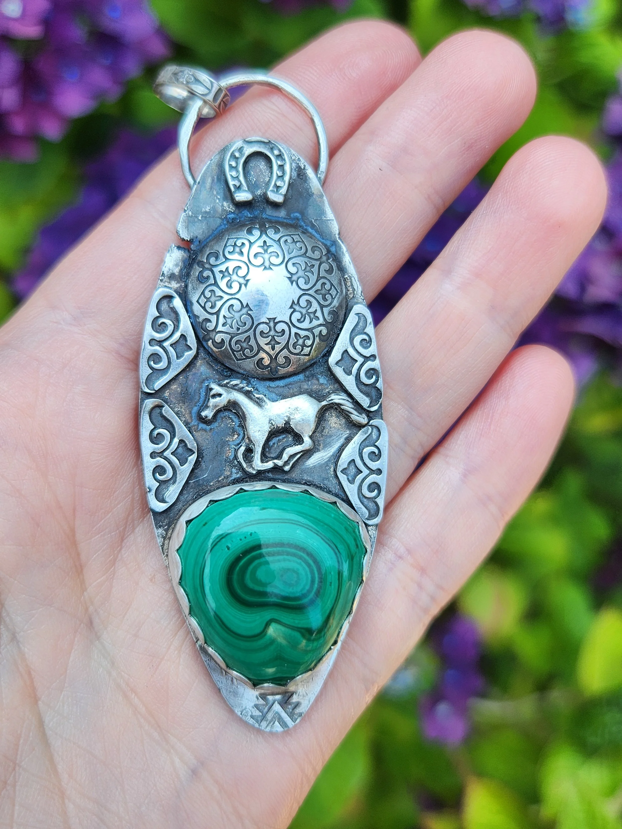 Steppetotems5 (2).jpg