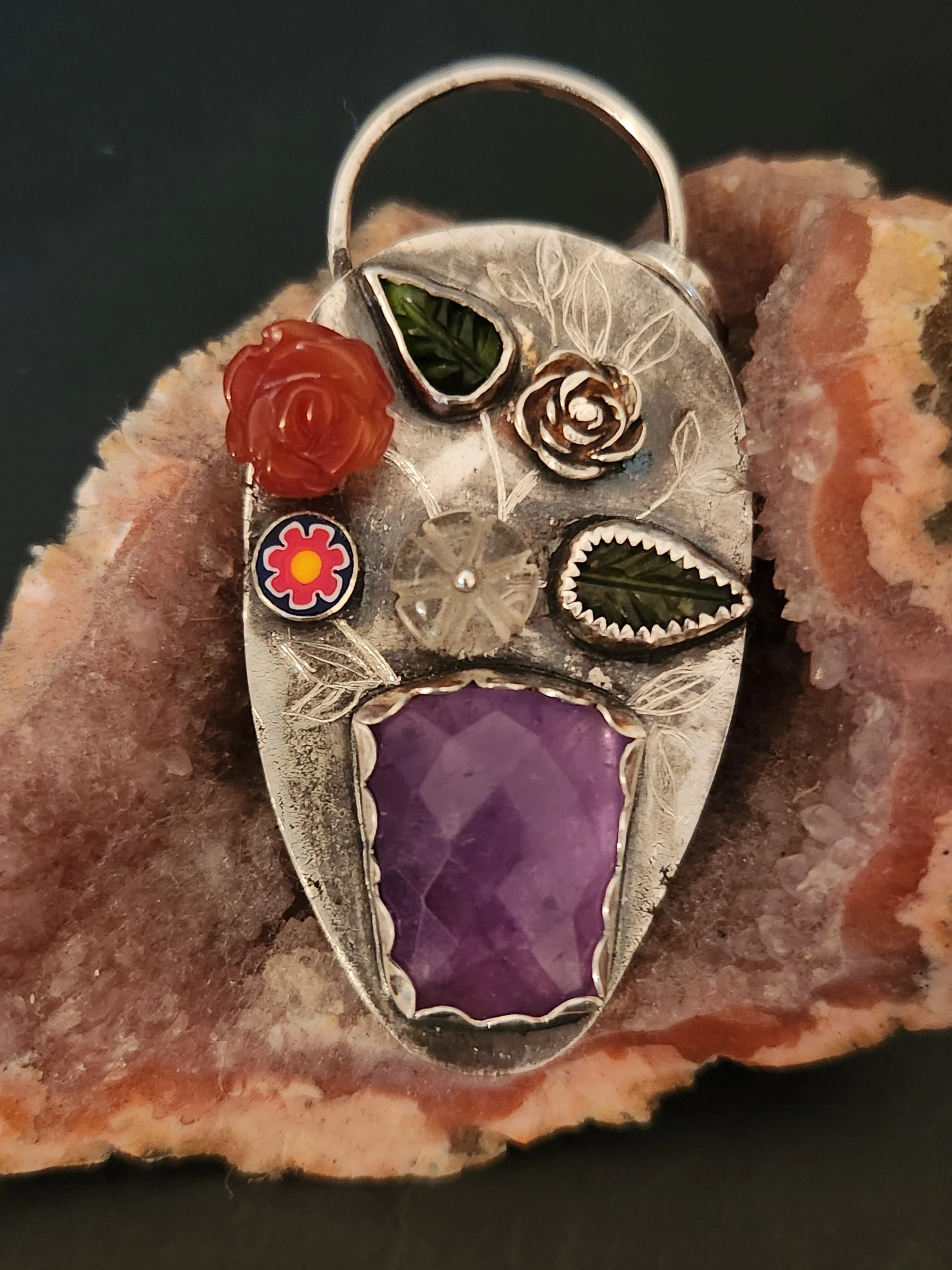 Large Bouquet Silver Pendant with Carved Flowers and Leaves in Amethyst Pot