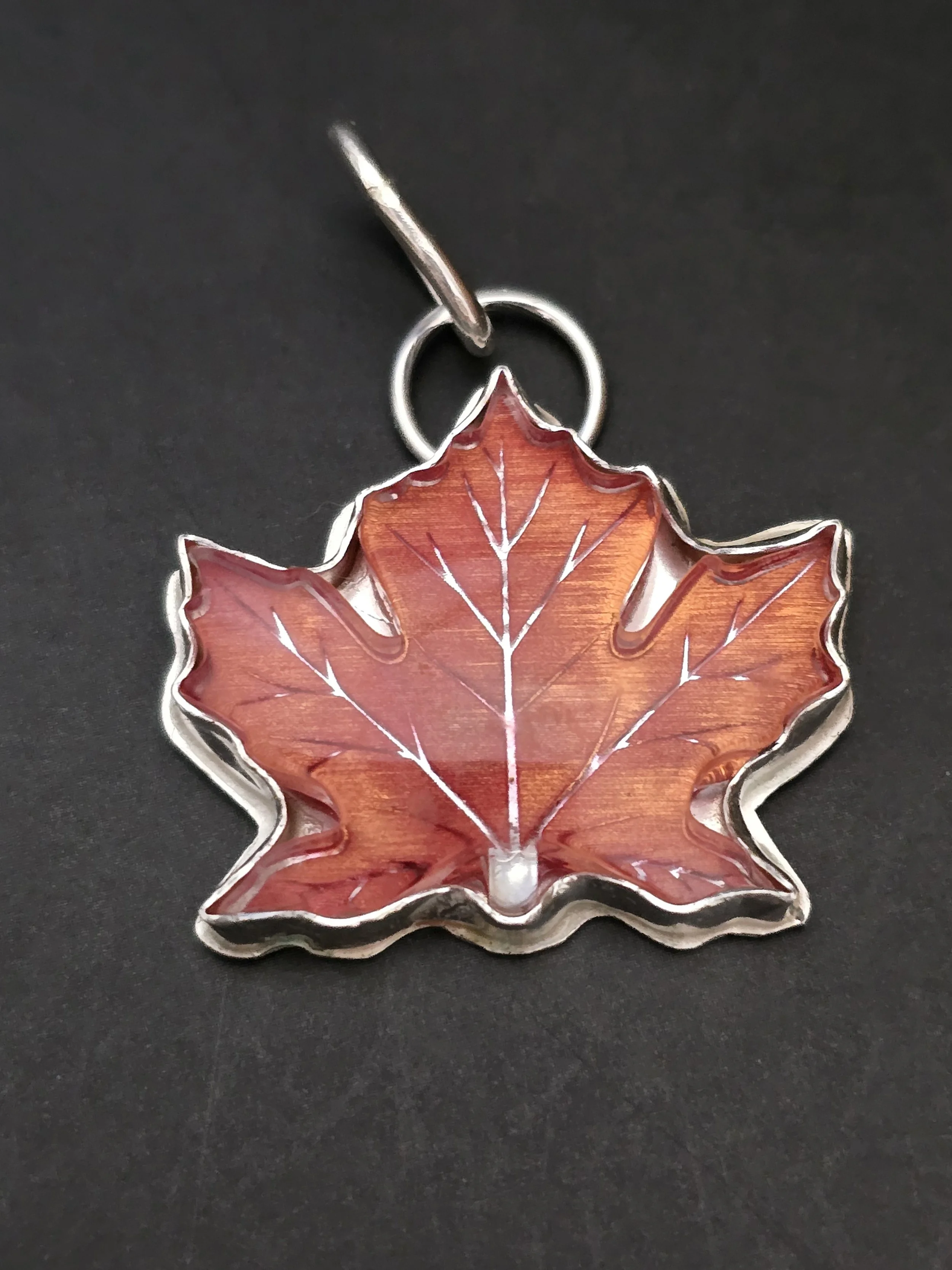 Vibrant maple leaf pendant