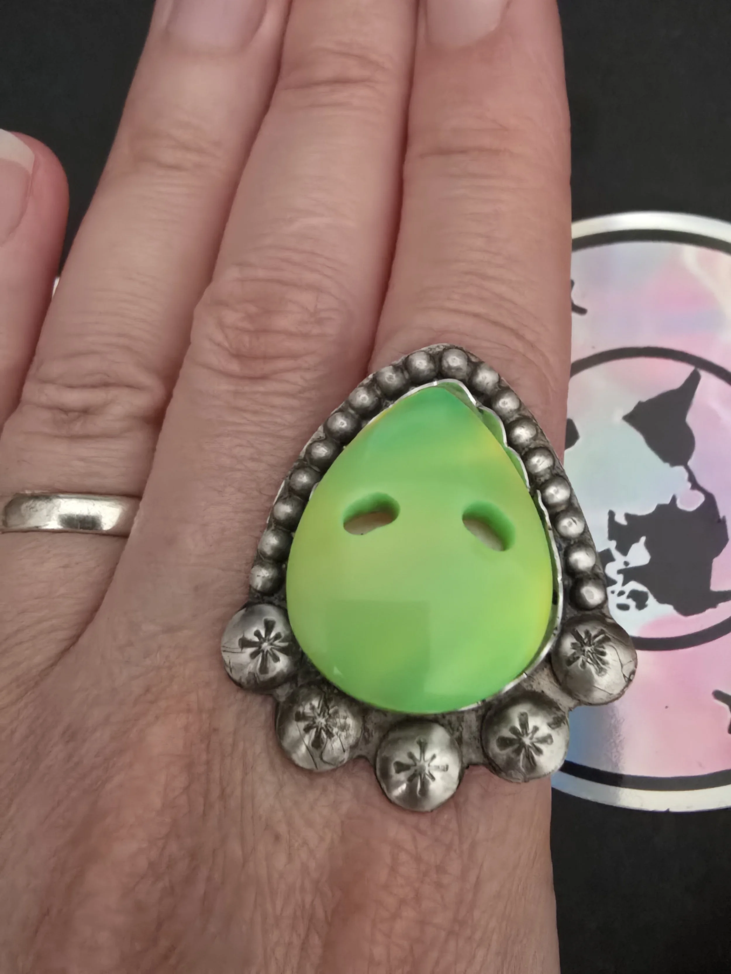 aliensterlingring (2).jpg