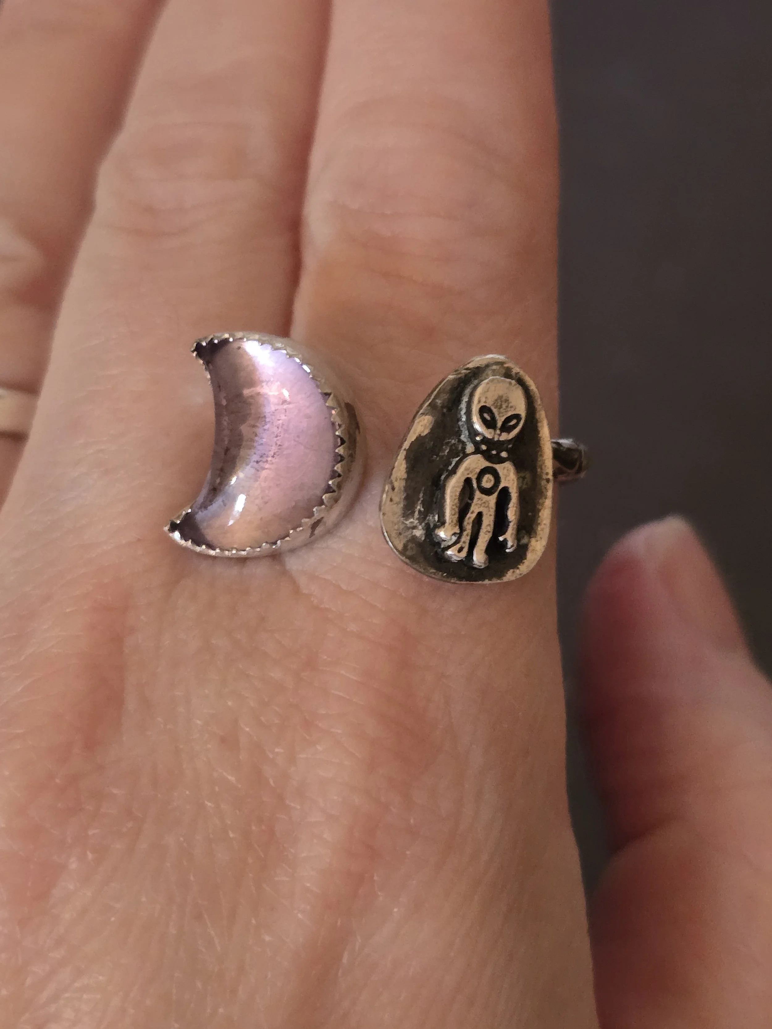 alienwithamethystmoon (5).jpg