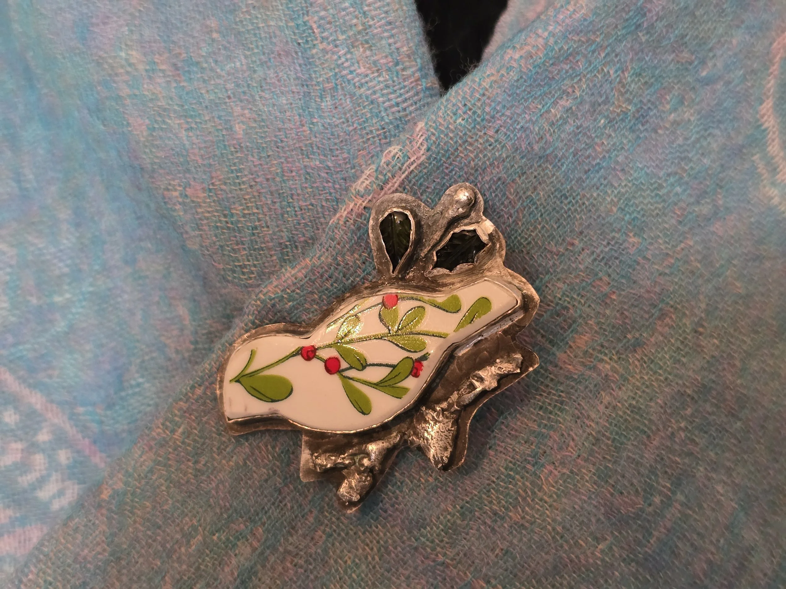 mistletoechinabird (2).jpg