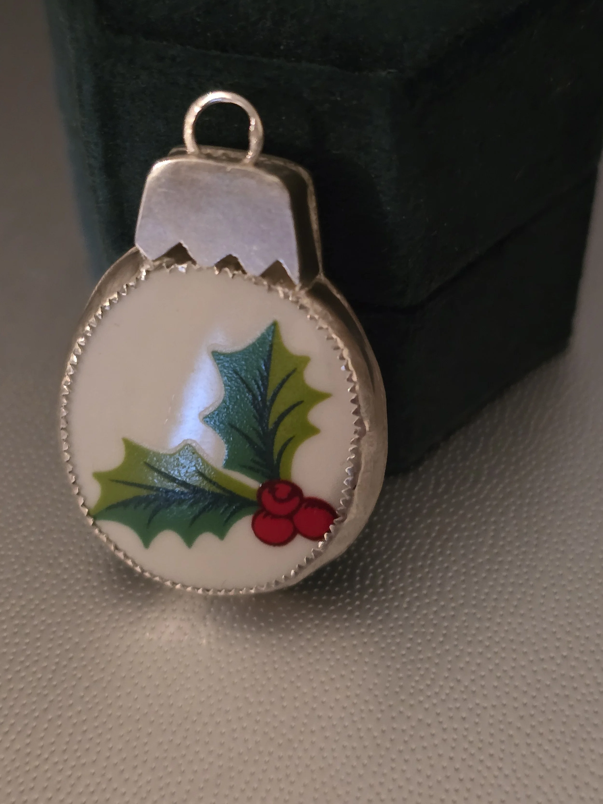 christmastreeornament (2).jpg