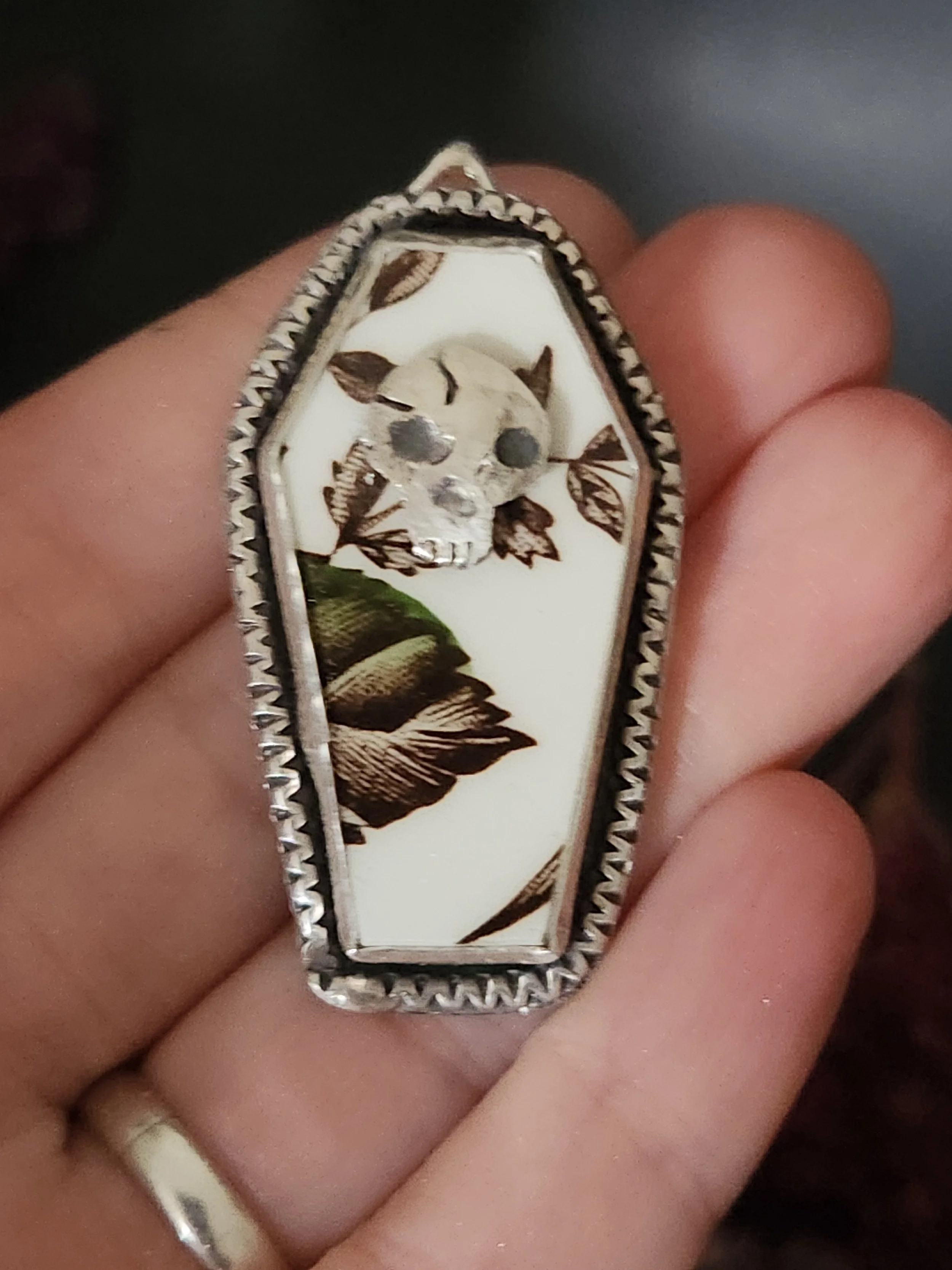 upcycledchinacoffin (5).jpg