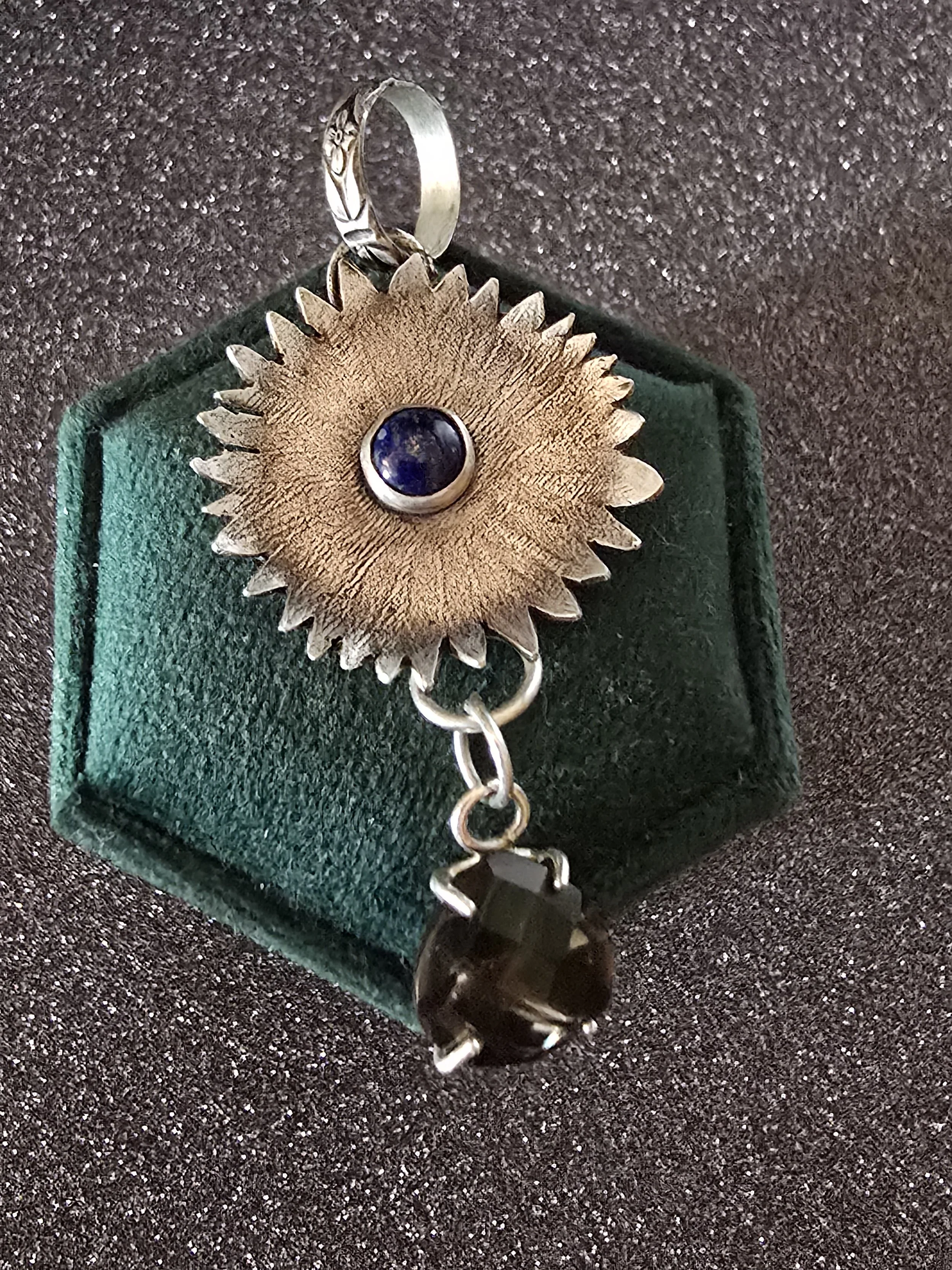 solidaitysunflower (2).jpg