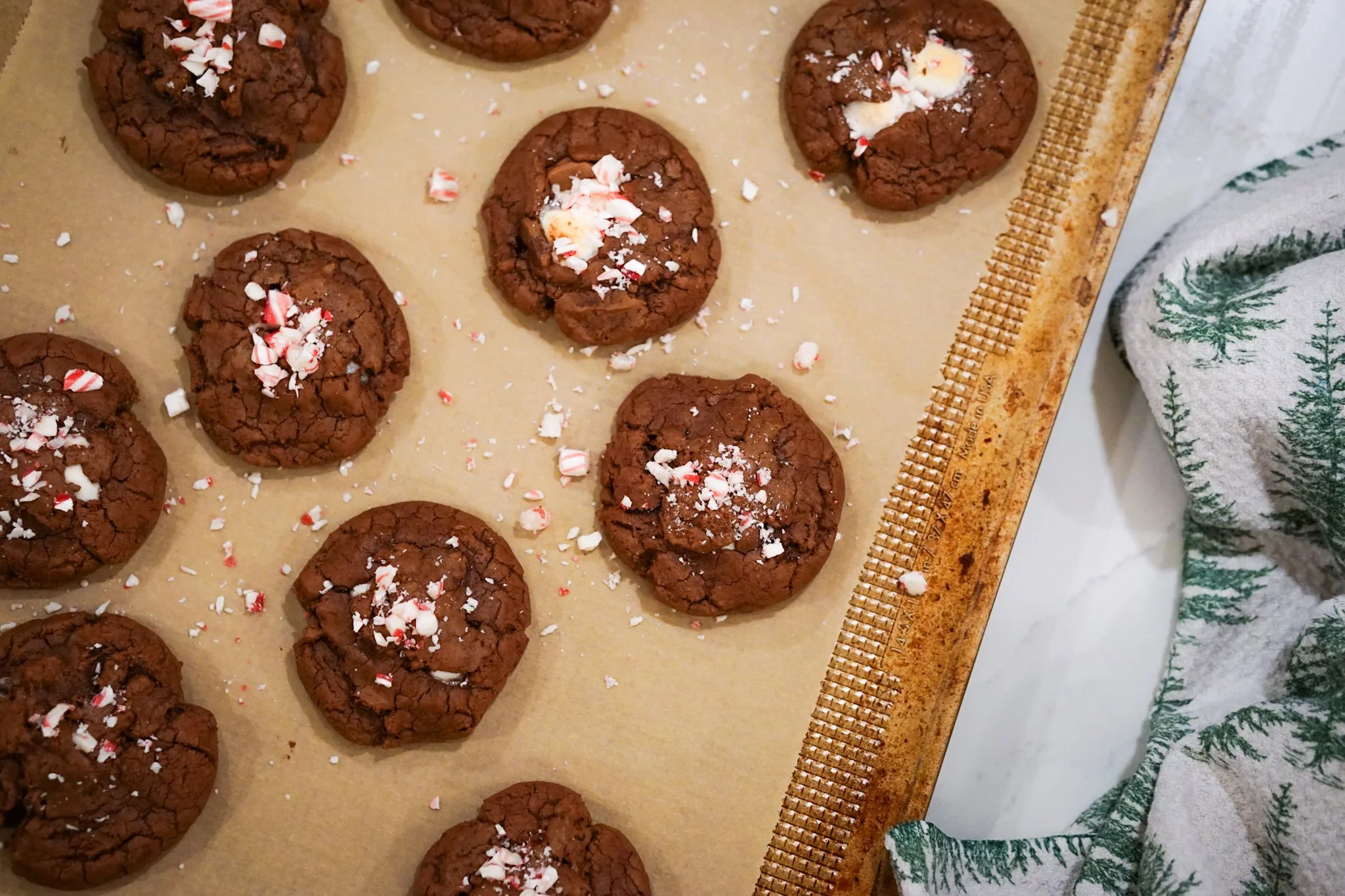 Cookies on baking tray