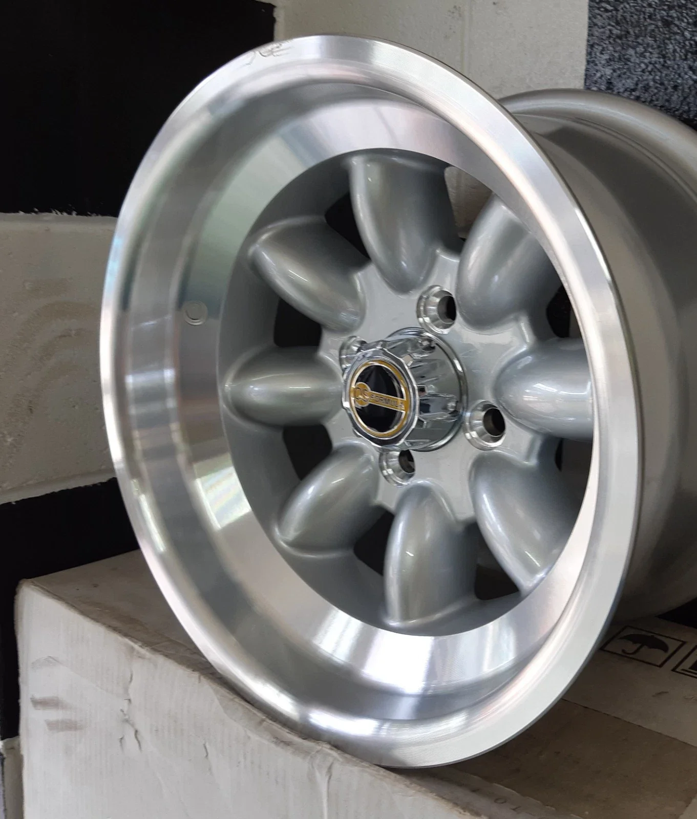 SUPERLITE 10" x 5.5" and 13" x 5.5" 6" 7" 8" and 14" x 6" and 15" x 6" 7" 8" 8.5" 10" and 16" x 7" 8" and 17" x 7" 8" 10"