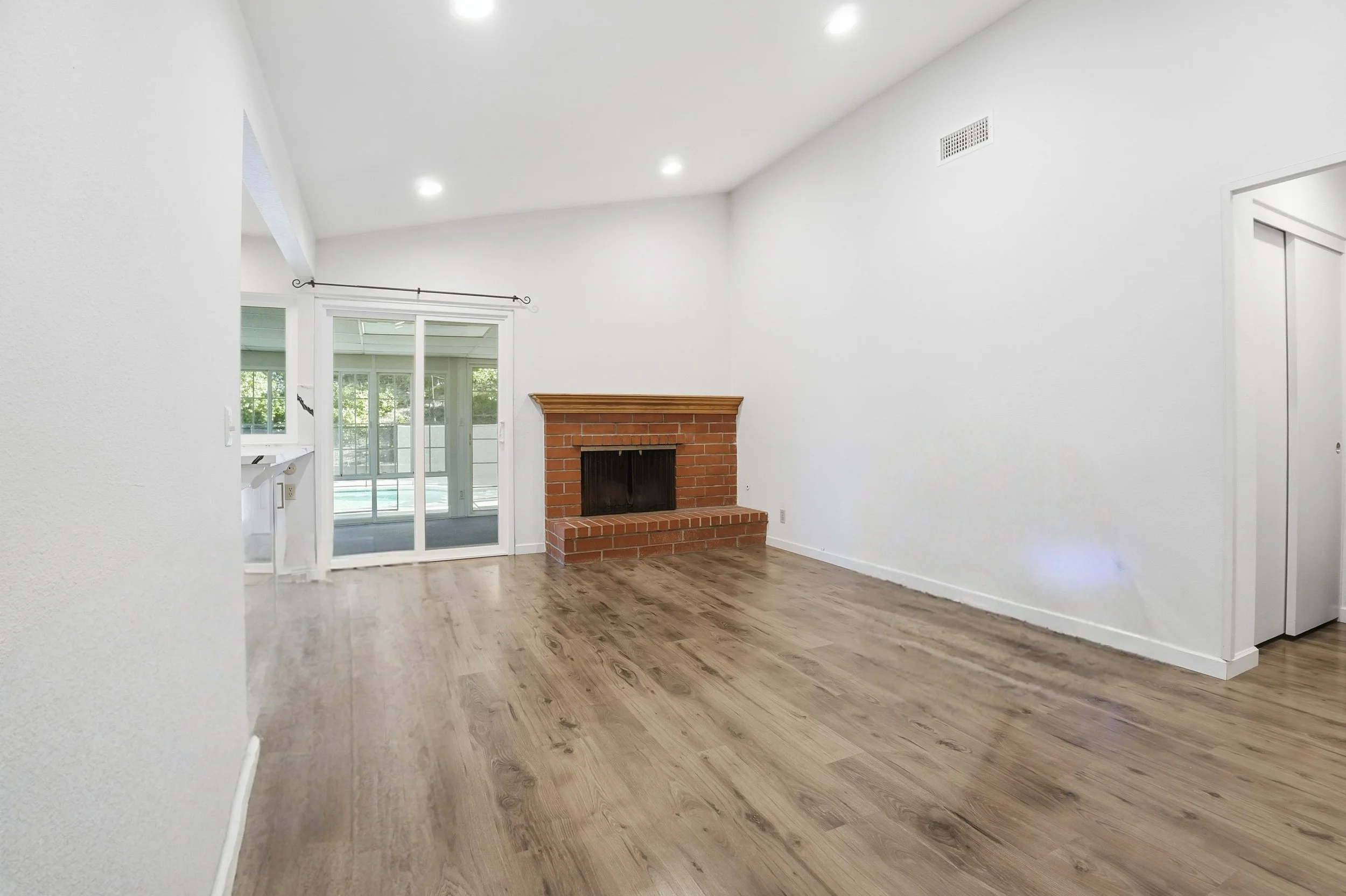 62-photo_autoremove_10358642.jpg
