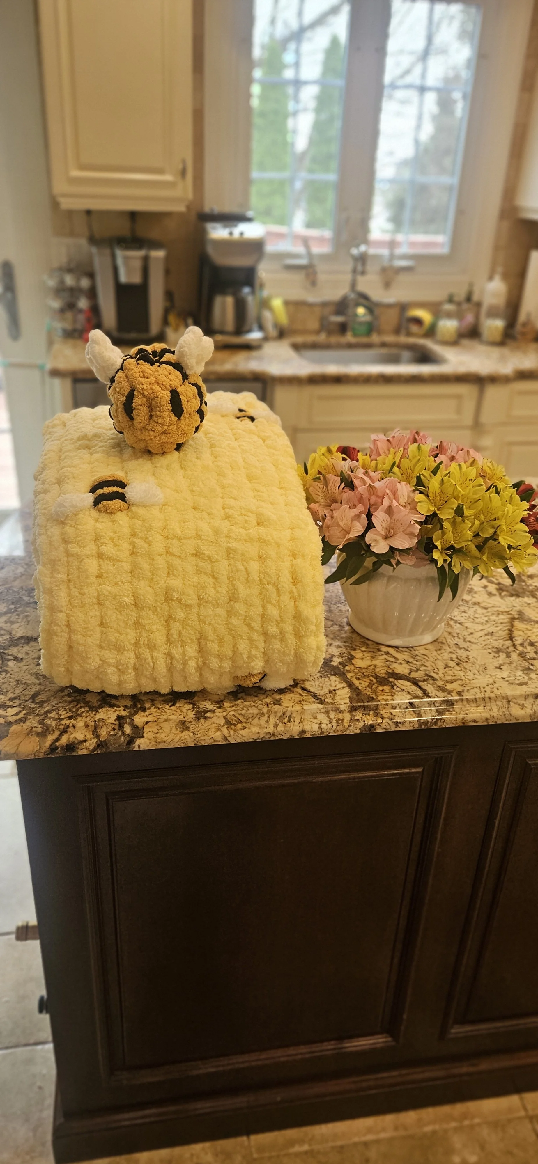 Bee Blanket 5.jpg