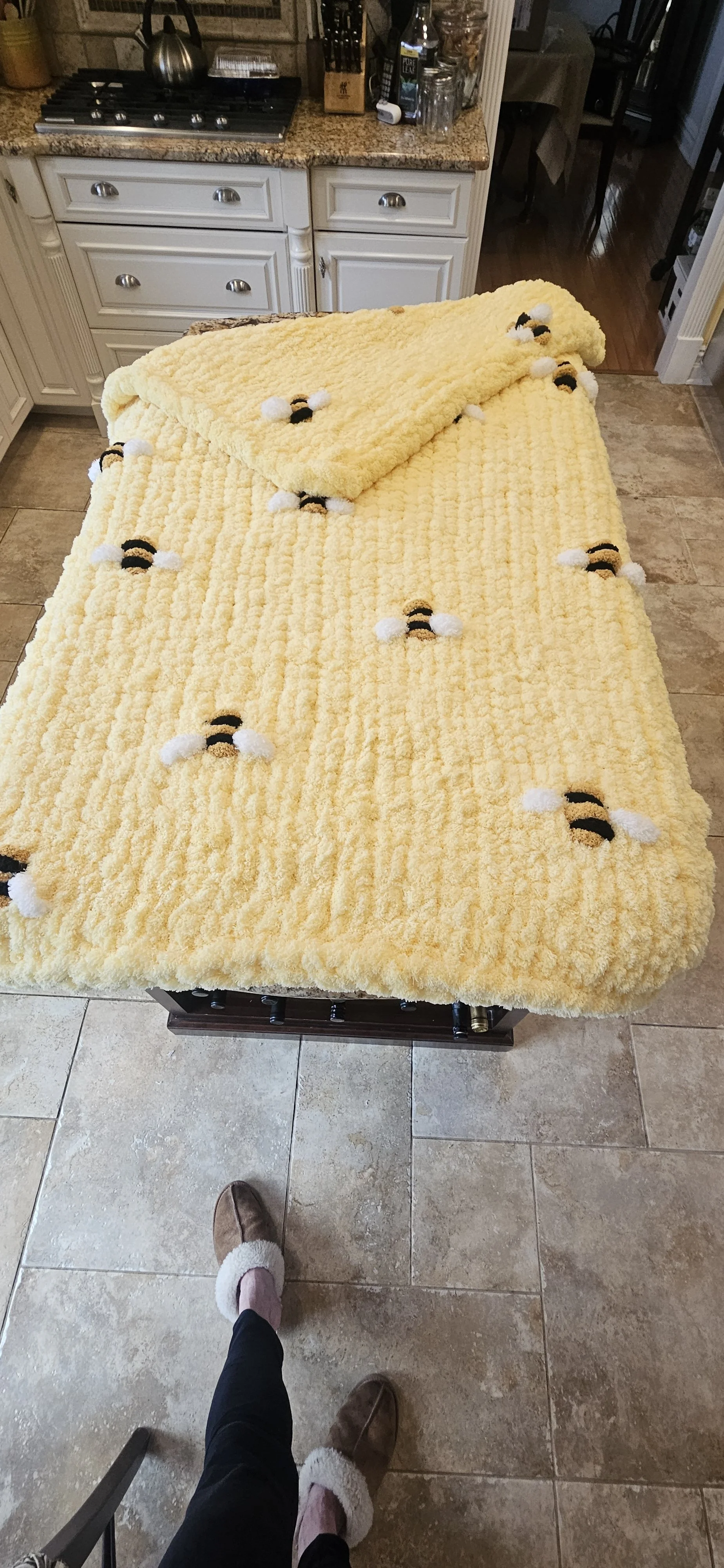 Bee Blanket 3 - 3.jpg