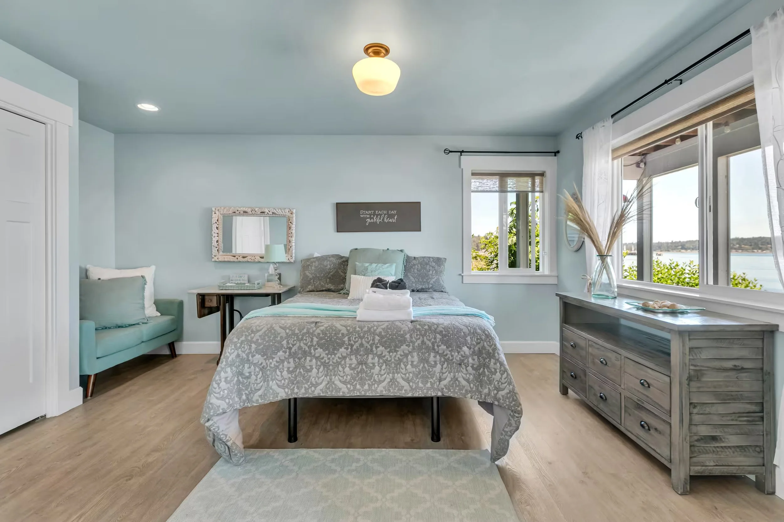 Single Room - SOLD OUT
