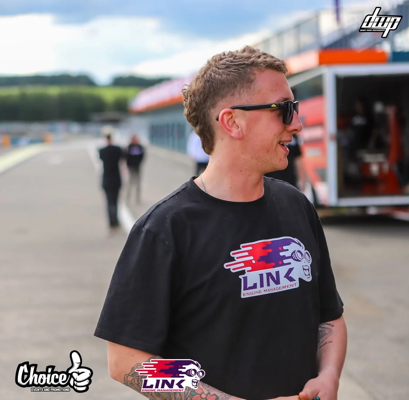 Hesitation kills more dreams than failure ever will 💯 

📸 - @ddubp_nz 
📍- @link_ecu x @choiceeventsnz #Driftwars @taupomotorsportpark 

#driftwars #drift #linkecu #nothingtolose