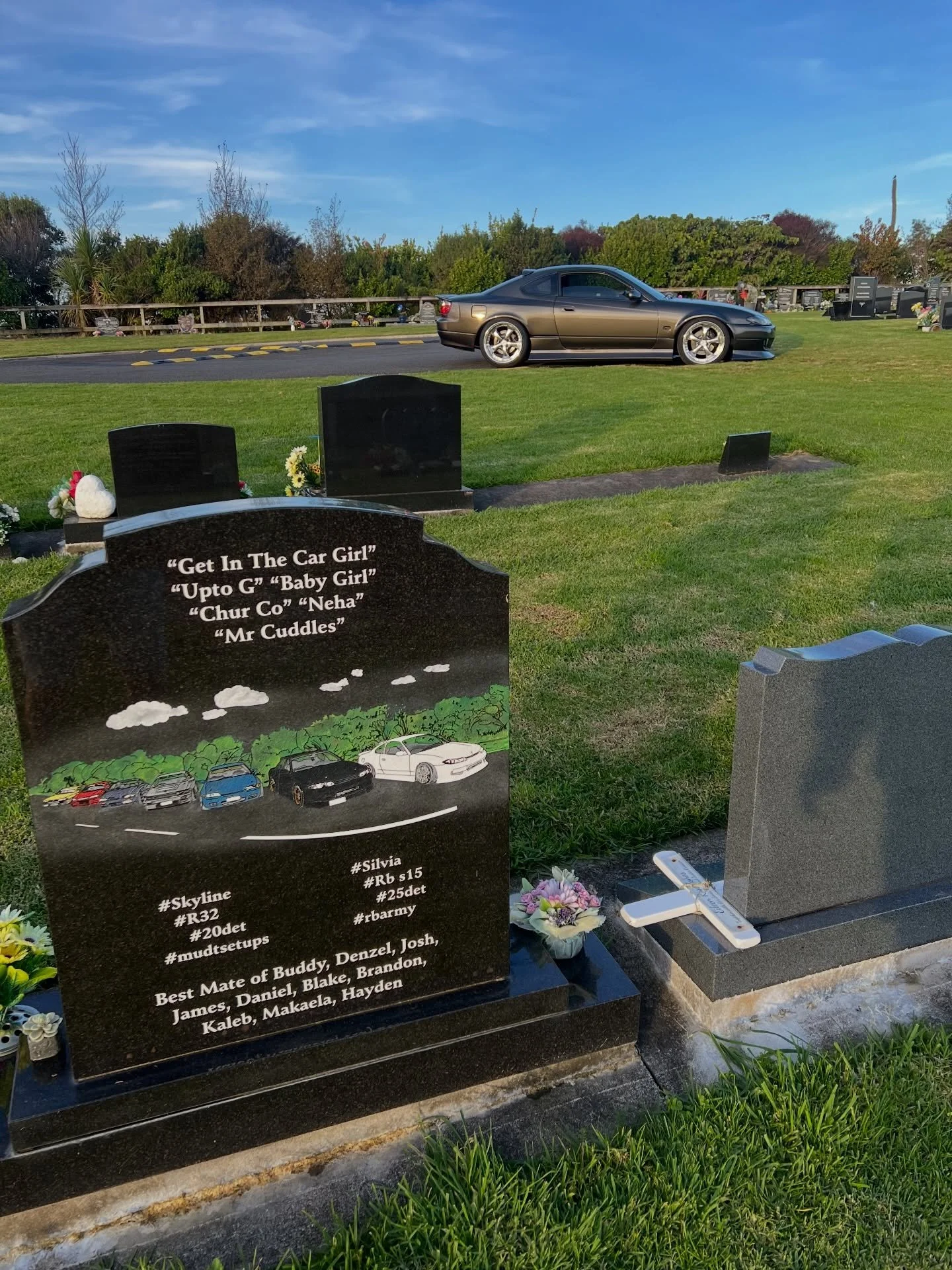 8 years too long brother 😭❤️ 

@nathan_gower 
28/06/97 - 10/12/17