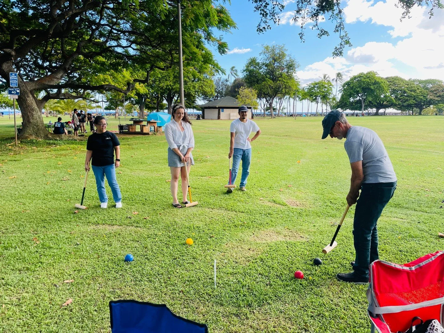 Nothing like a sunny day and good company! ☀️

The Ferraro Choi team enjoyed a fun-filled picnic with plenty of laughs, good eats, and croquet! Here's to making memories together!

#FerraroChoi #PicnicTime #CorporateCulture #Hawaii