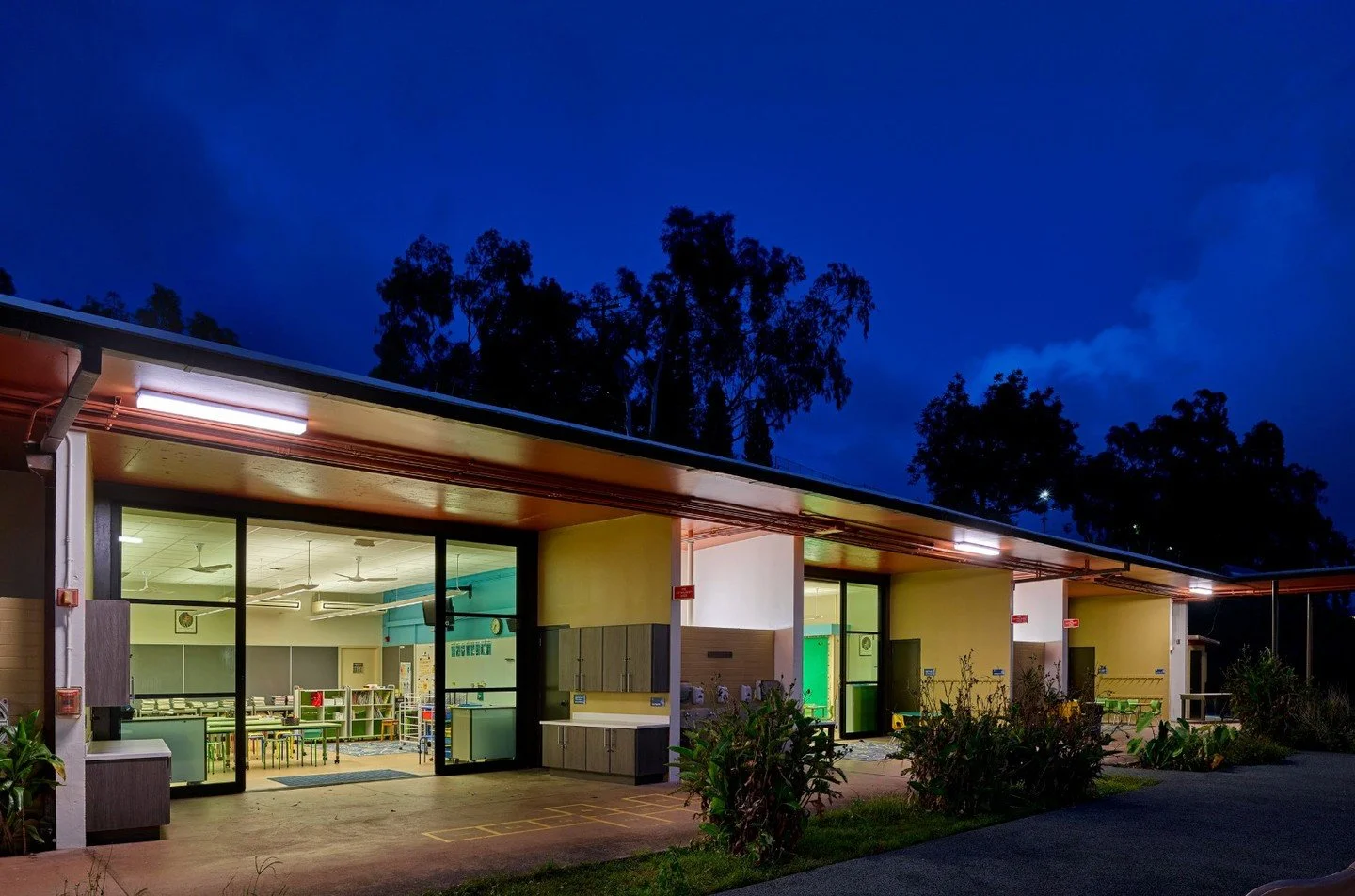 In 2016, Ferraro Choi was honored to partner with Kamehameha Schools on the thoughtful renovation of four historic buildings&mdash;Nāhiʻenaʻena, Kānekapolei, Keolaokalani, and Kūihelani&mdash;at the Kapālama Campus. Originally built in 1954, these in