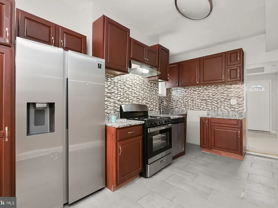 2333 McCulloh Street, Baltimore, MD 21217 - 4 Bedrooms, 2 Baths - $2600.00