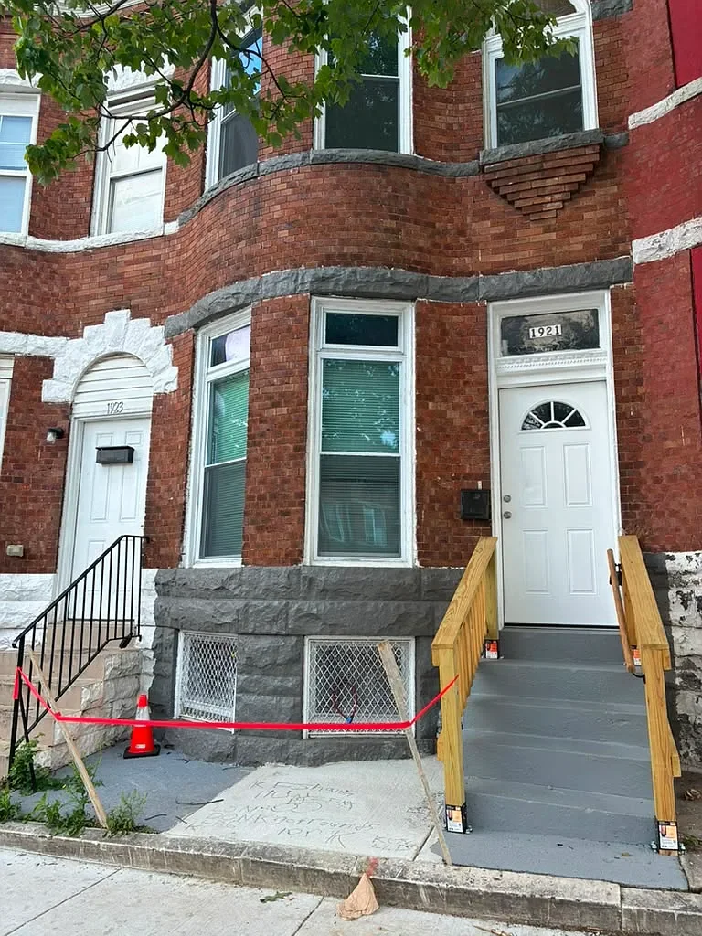 1921 N Fulton Ave, Baltimore, MD 21217 - 3 Bedrooms, 2.5 Bathrooms - $1700.00