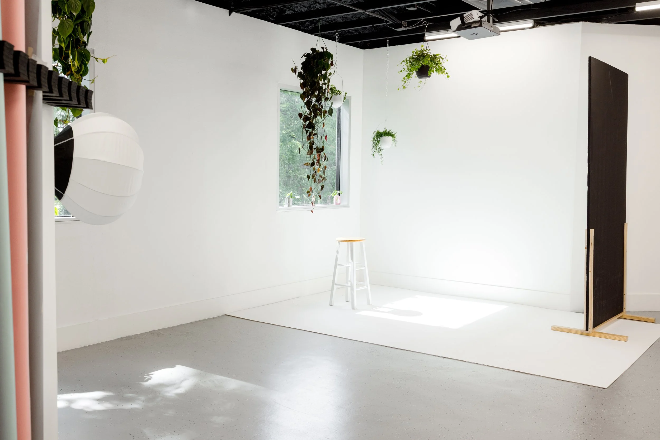 THE CONTENT HOUSE STUDIOS DOWNTOWN ORLANDO PHOTOGRAPHY VIDEO STUDIO-1.jpg