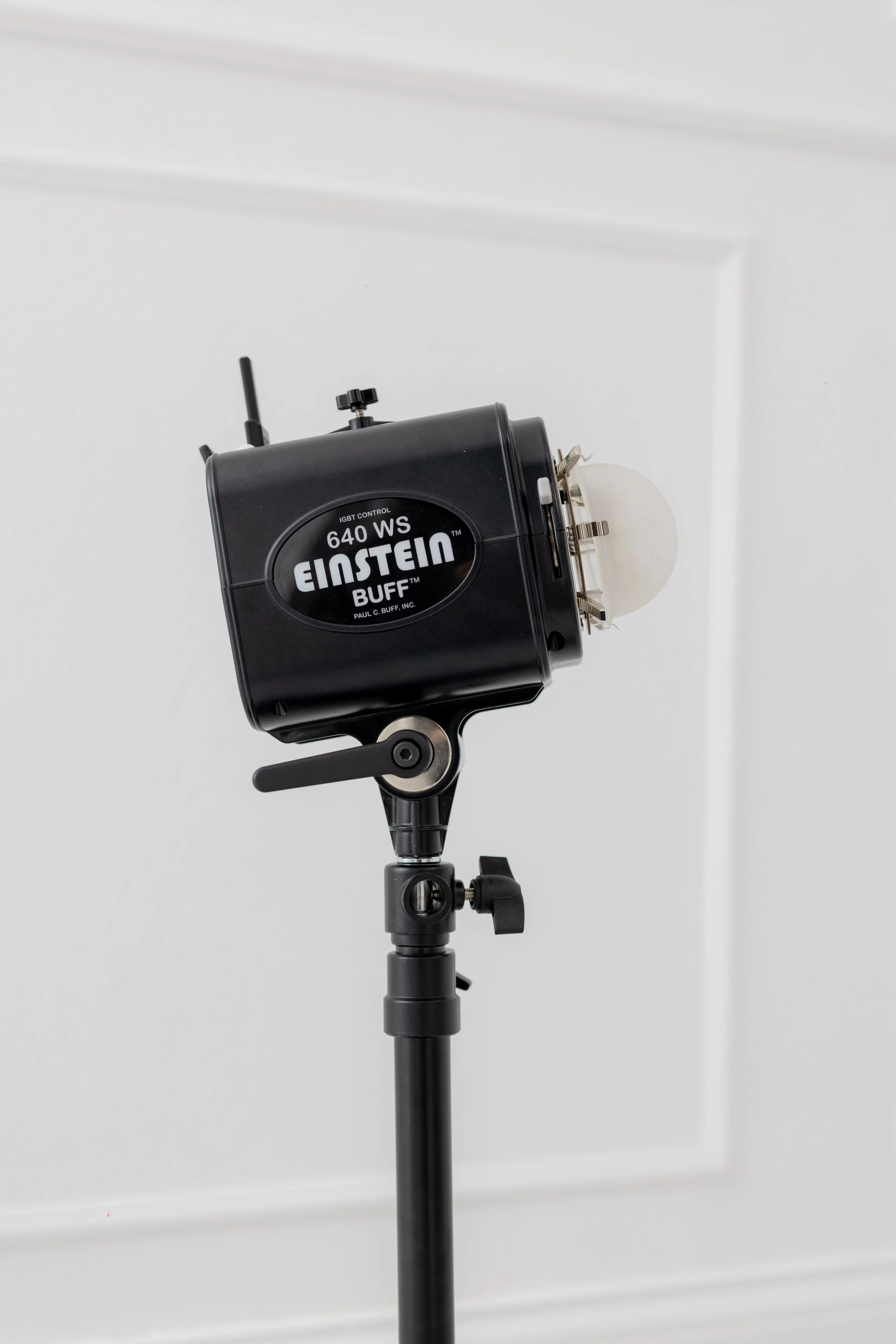 equipment at the content house studio 2025 CARO MONT PHOTOGRAPHY ORLANDO FL-6.jpg