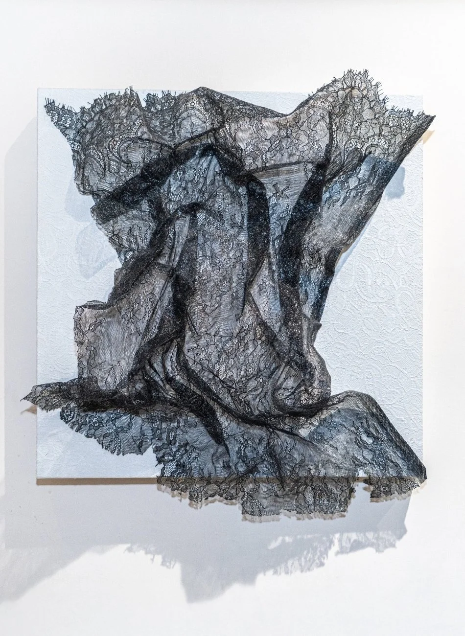 Hong Kong Express series, "Blazing" (系列 - 烈)
hardened lace on lace canvas
60 x 50 x 20 cm
2025