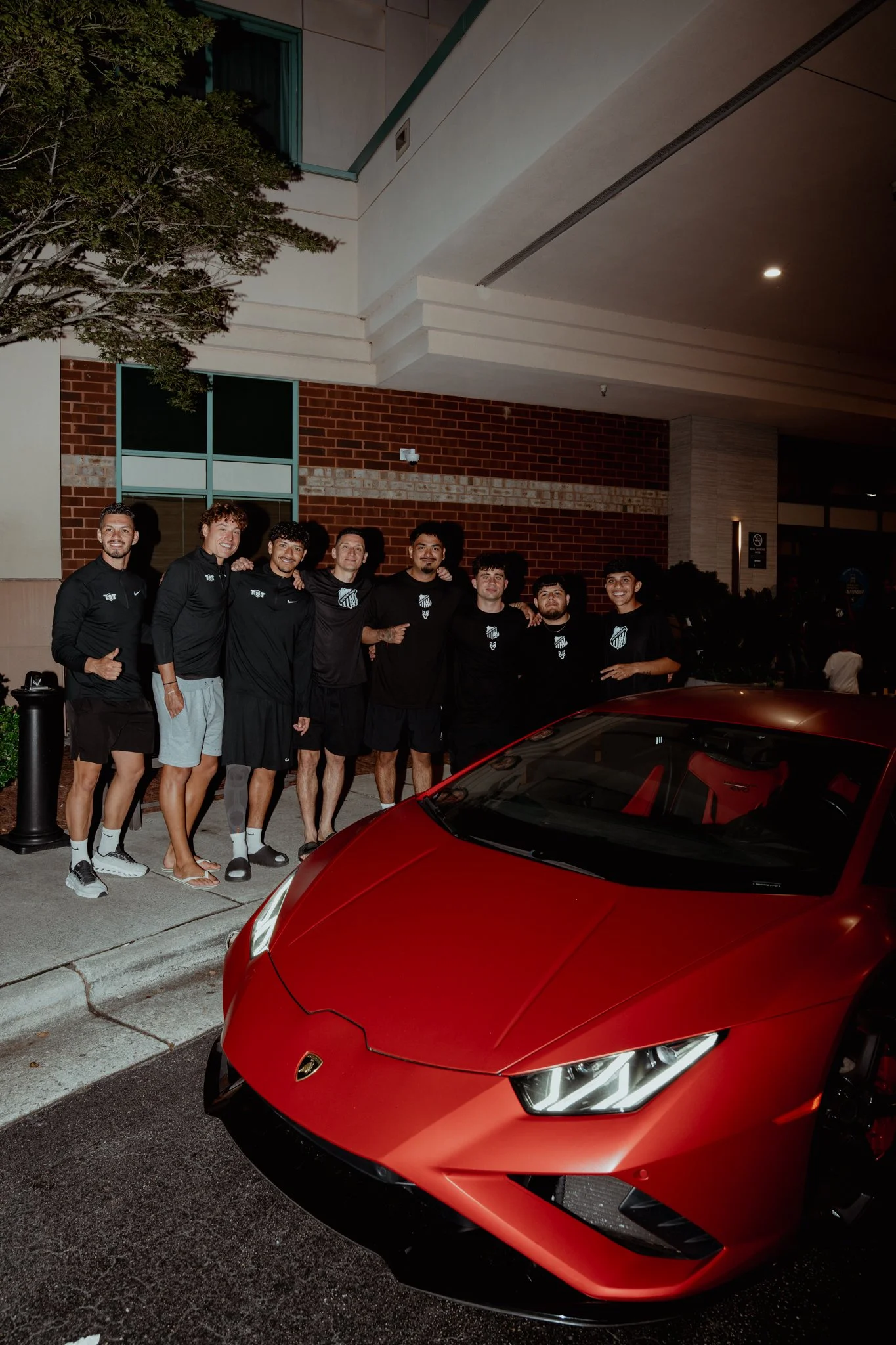 Lambo-10.jpg
